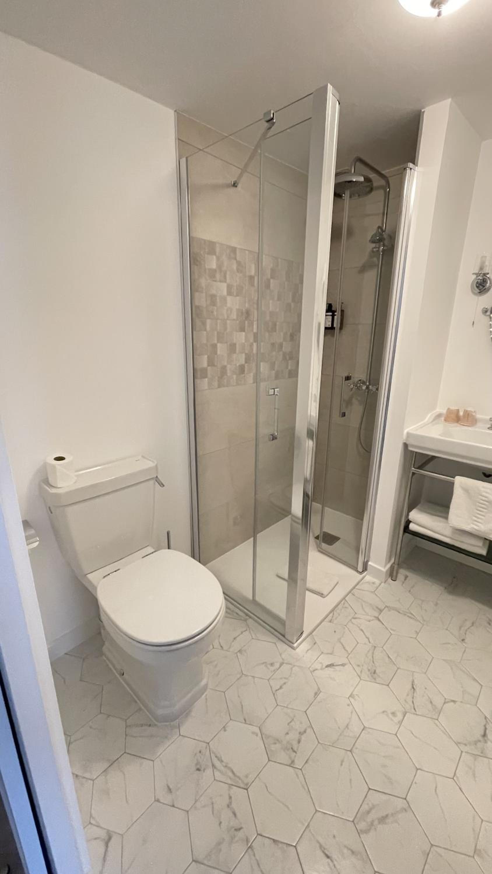 Superior Double Room - Photo 3