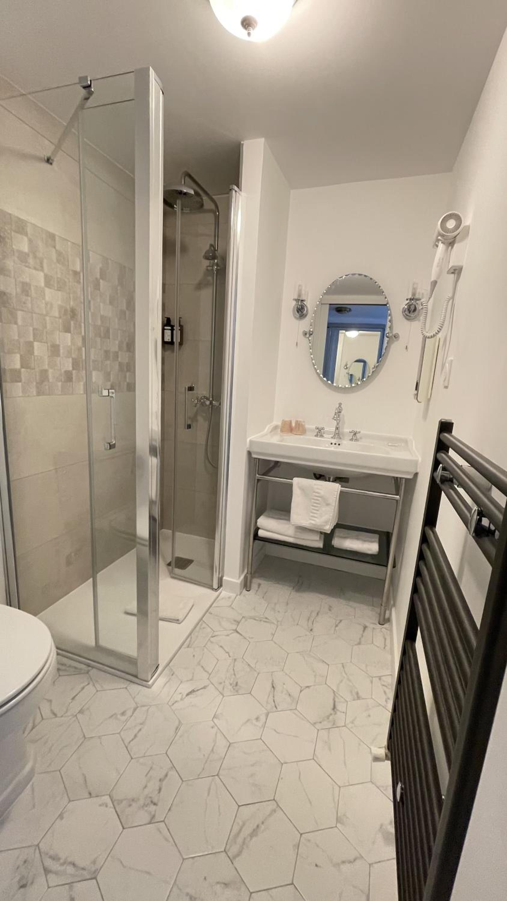 Superior Double Room - Photo 2
