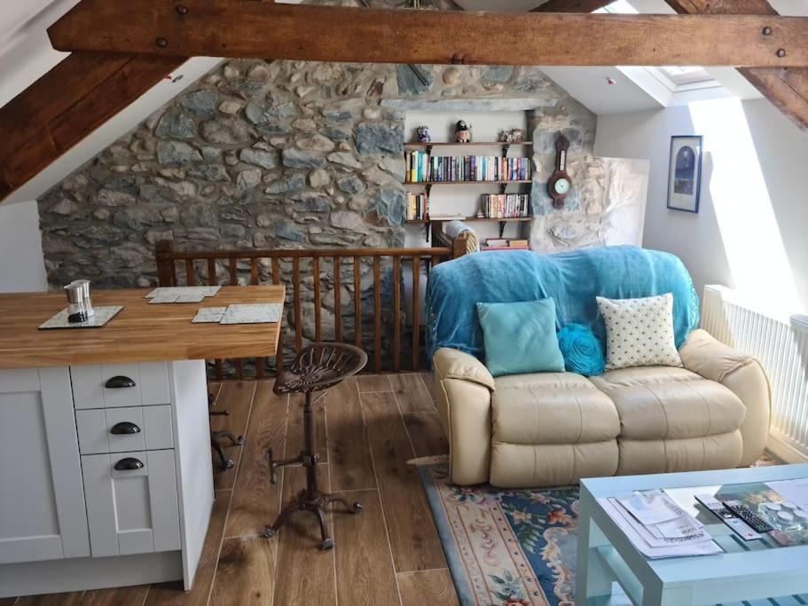 One-Bedroom House photo 3