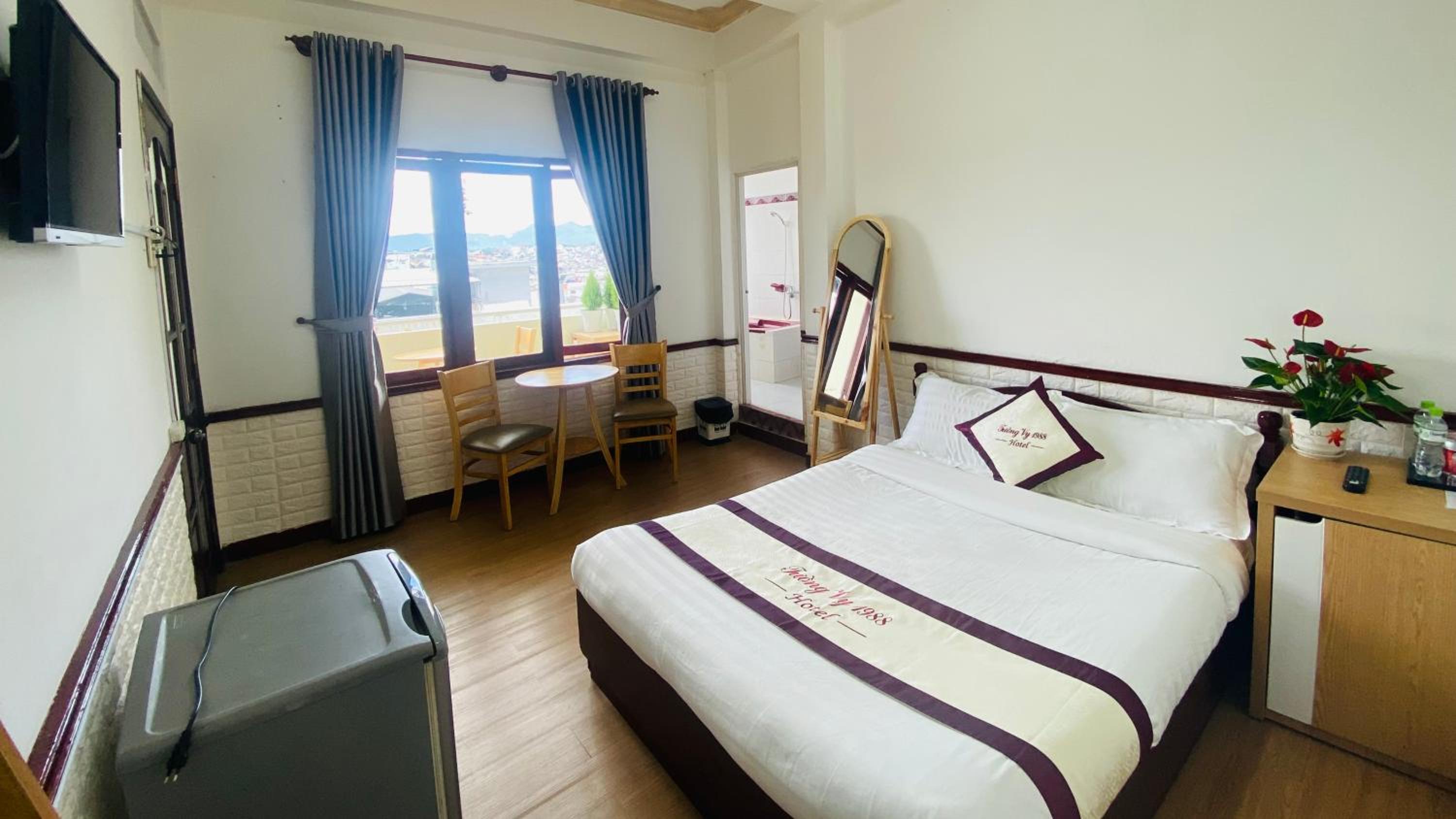 Deluxe Room - Photo 8