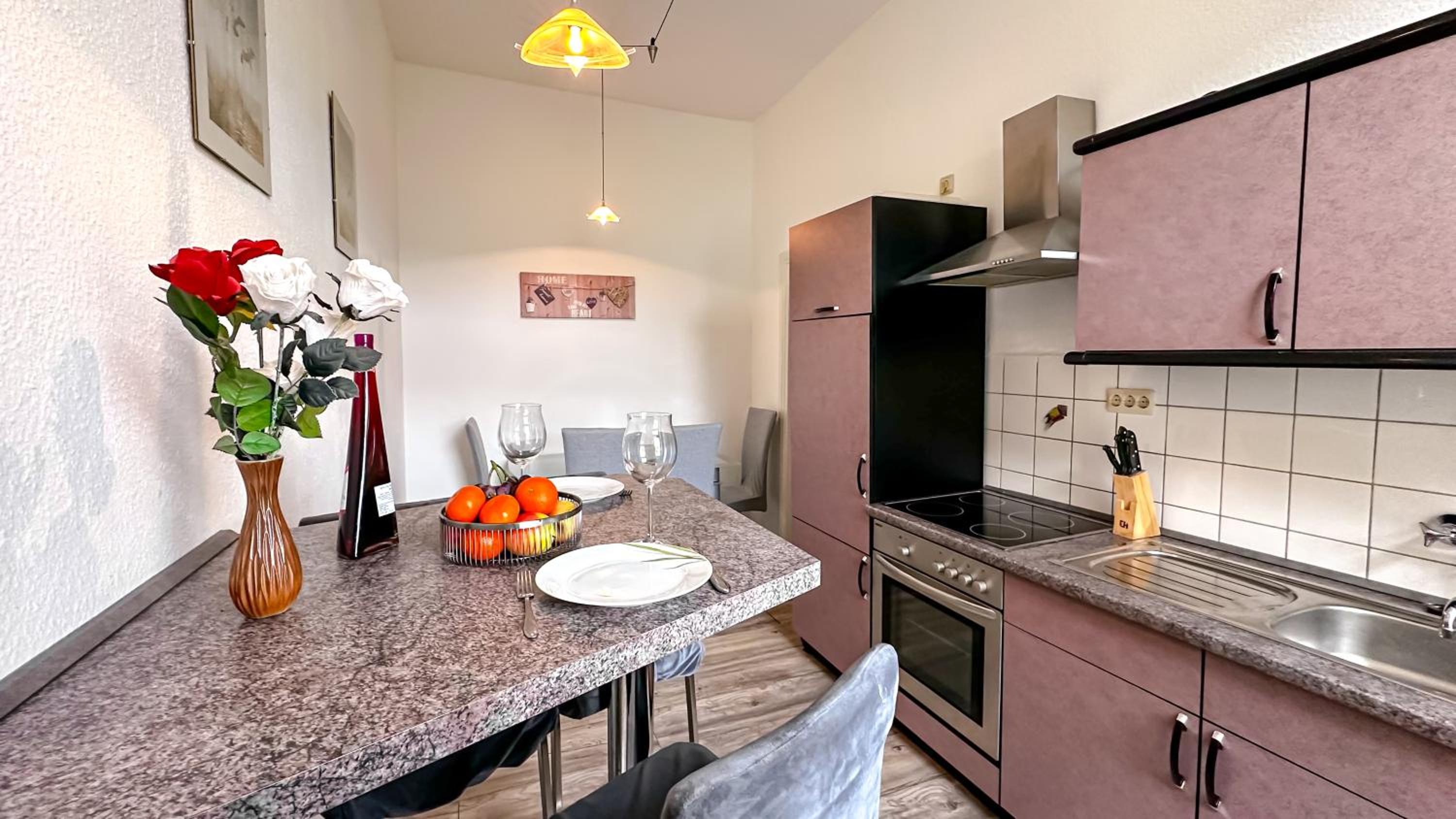 One-Bedroom Apartment - Photo 8