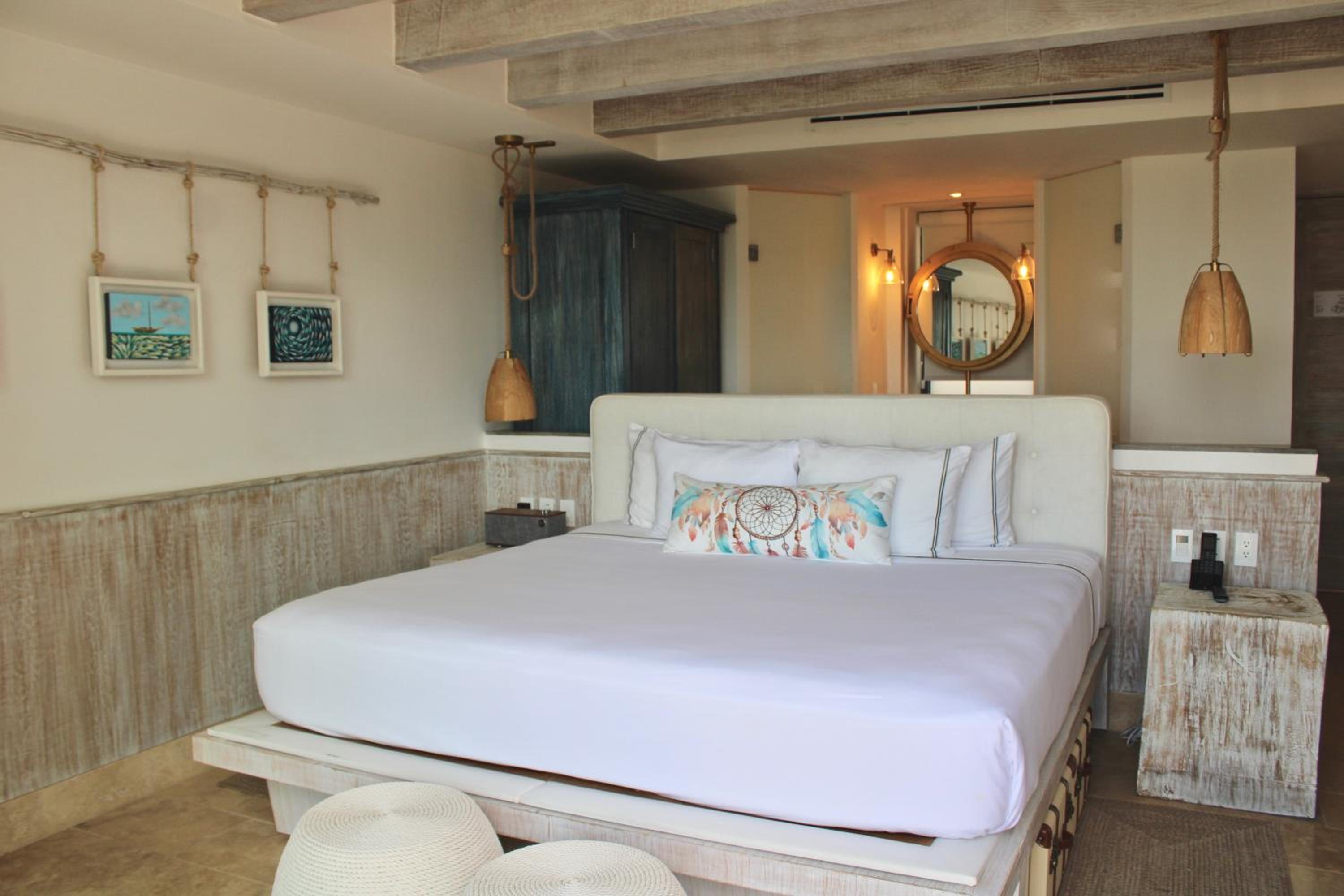 The Cozy One Suite King - Photo 1