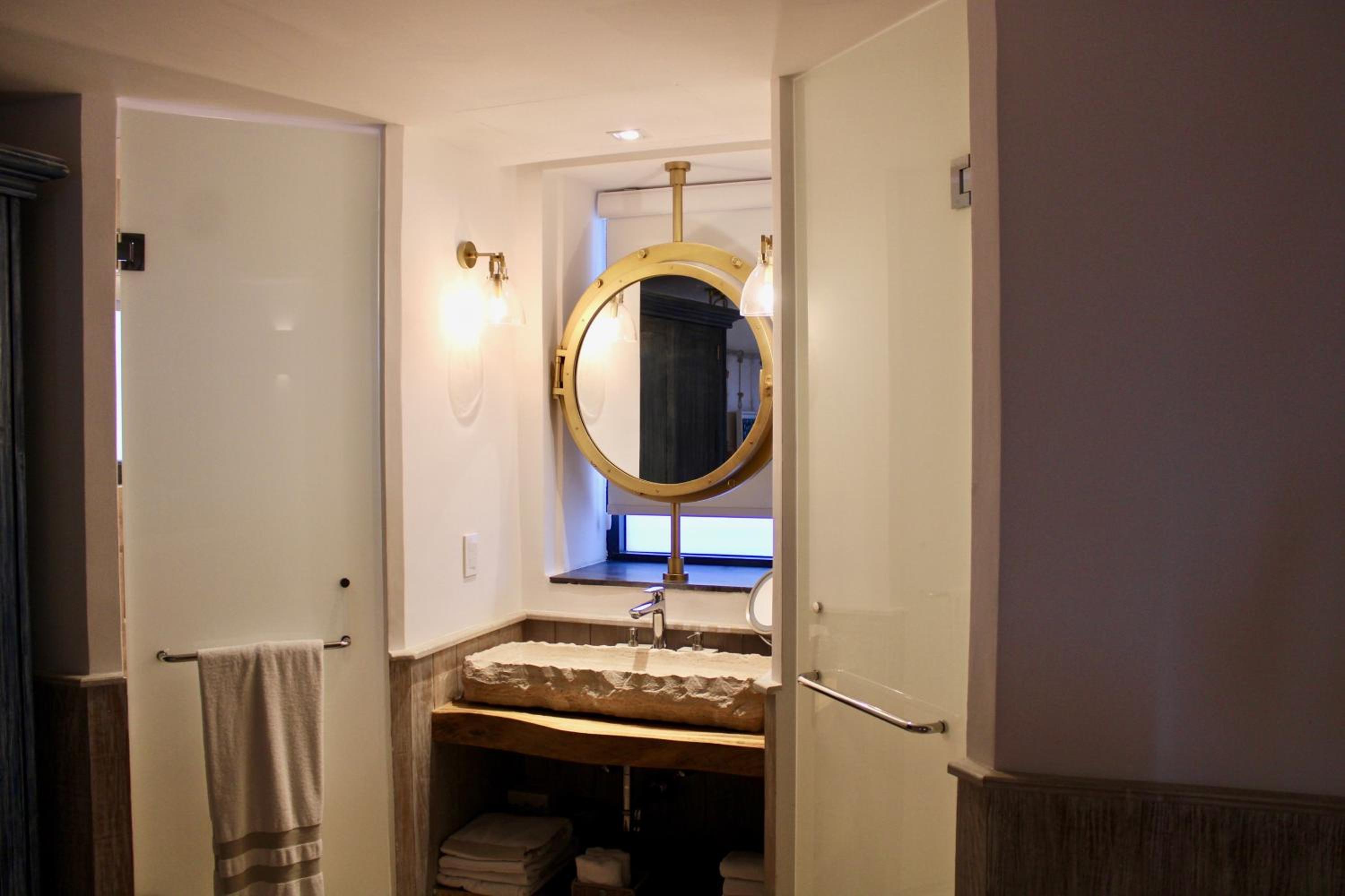 The Cozy One Suite King - Photo 4