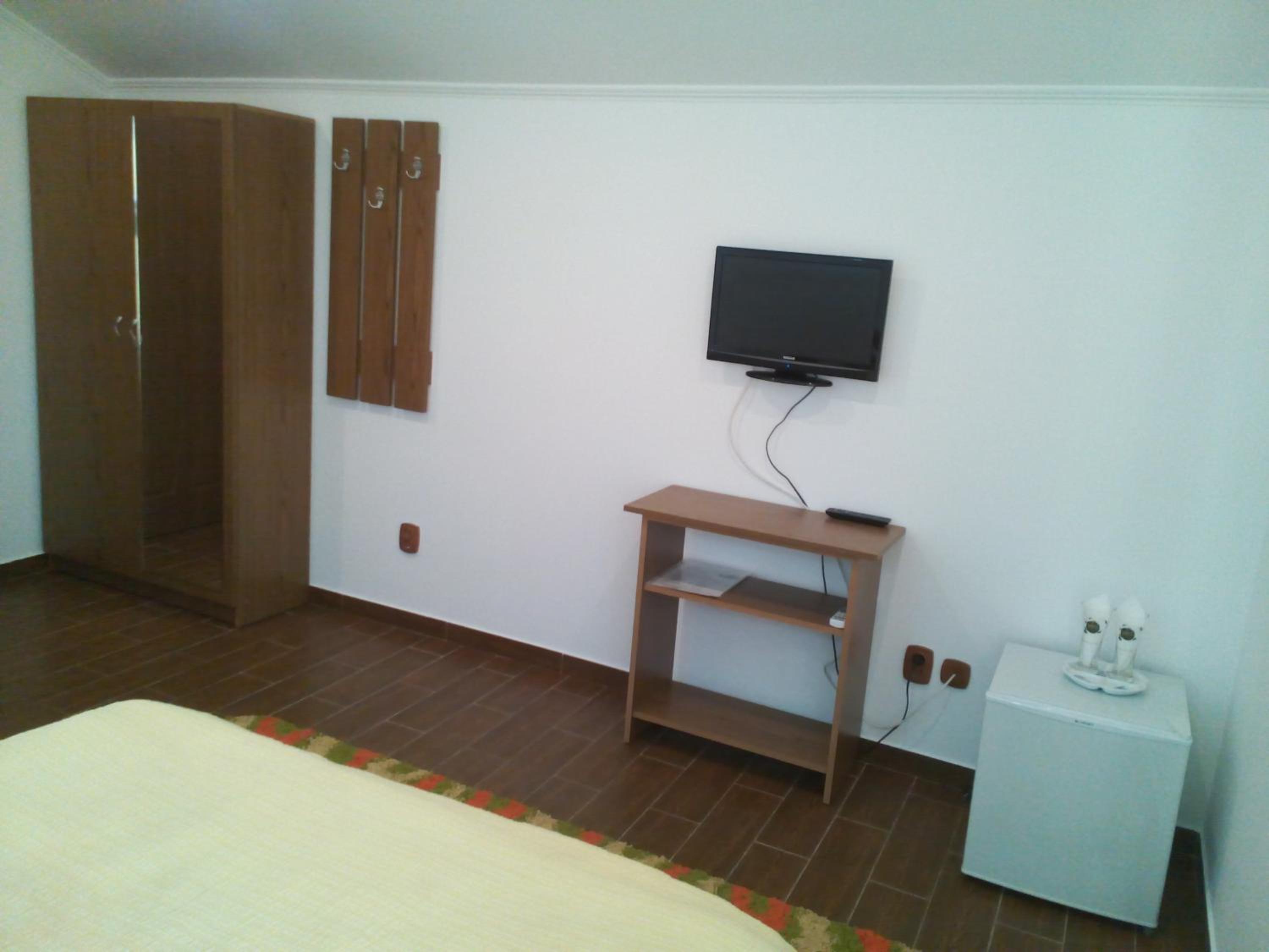 Double Room - Photo 7