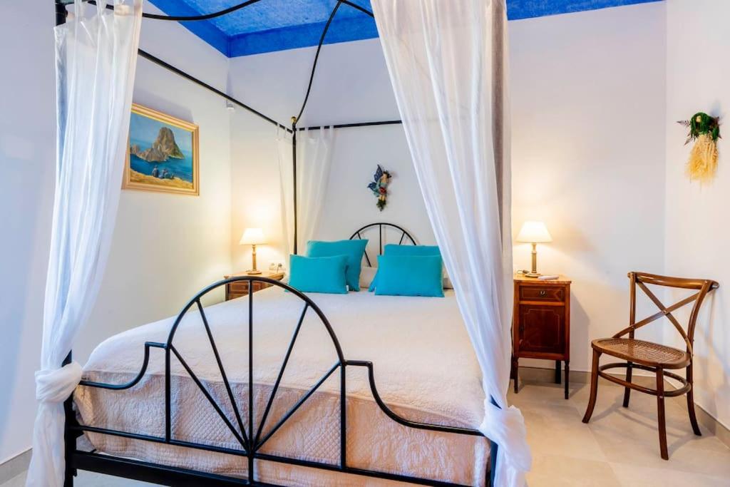 Casa de Seis Habitaciones