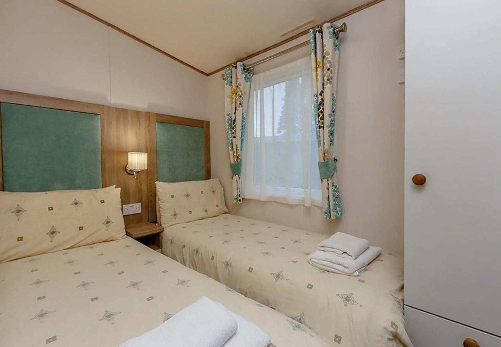 Pet friendly Gold Caravan 2 Bed
