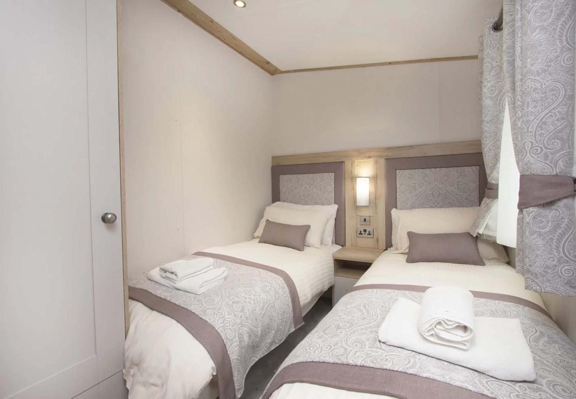 Pet friendly Platinum Caravan 2 Bed photo 2