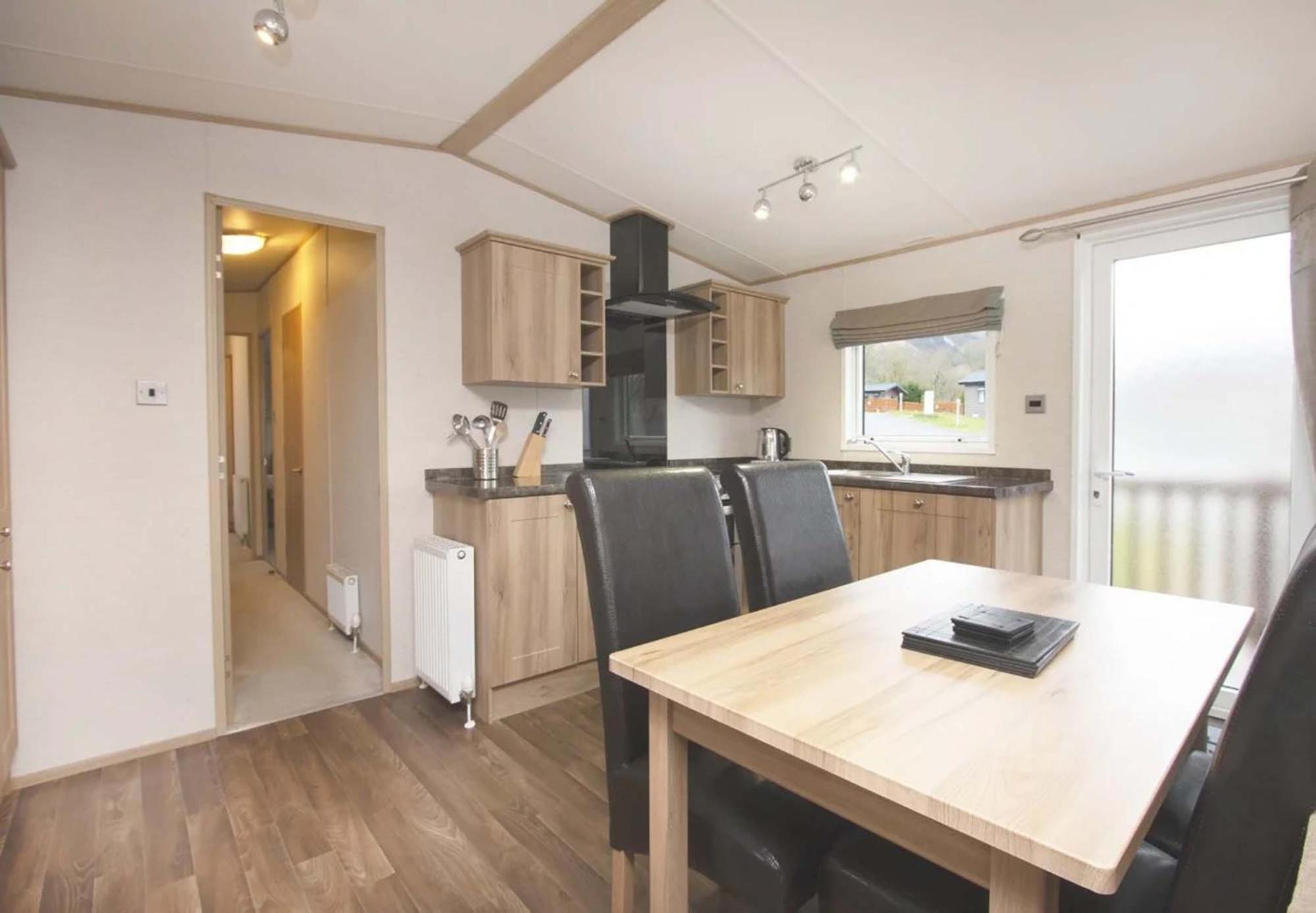 Pet friendly Platinum Caravan 3 Bed photo 3