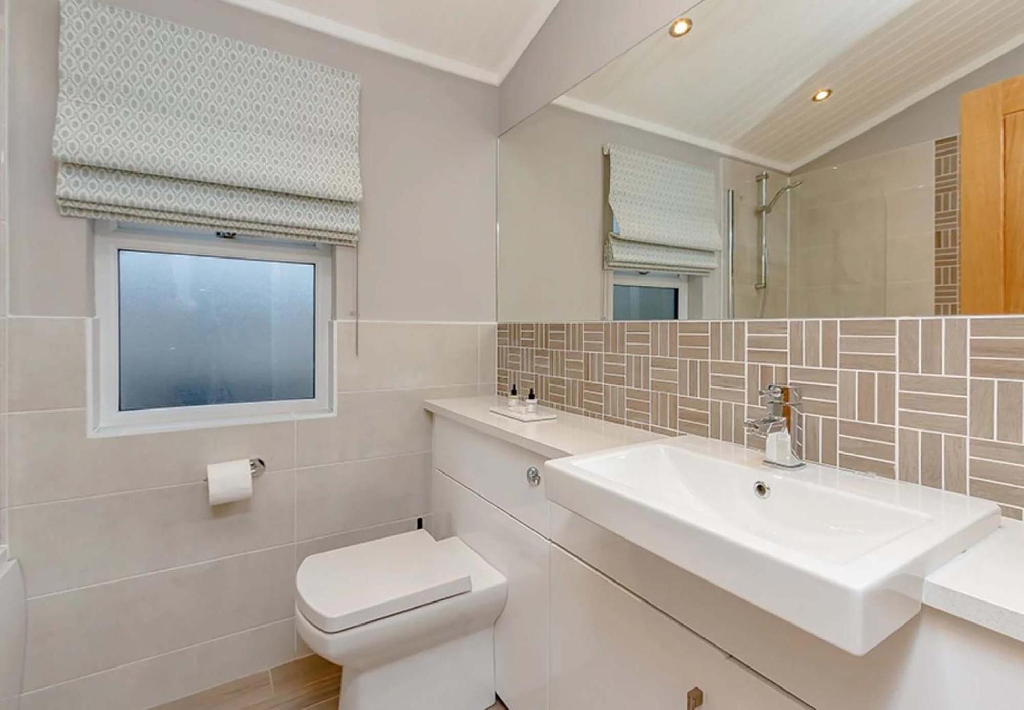 Pet friendly Classic Hot Tub Lodge 2 bed photo 2