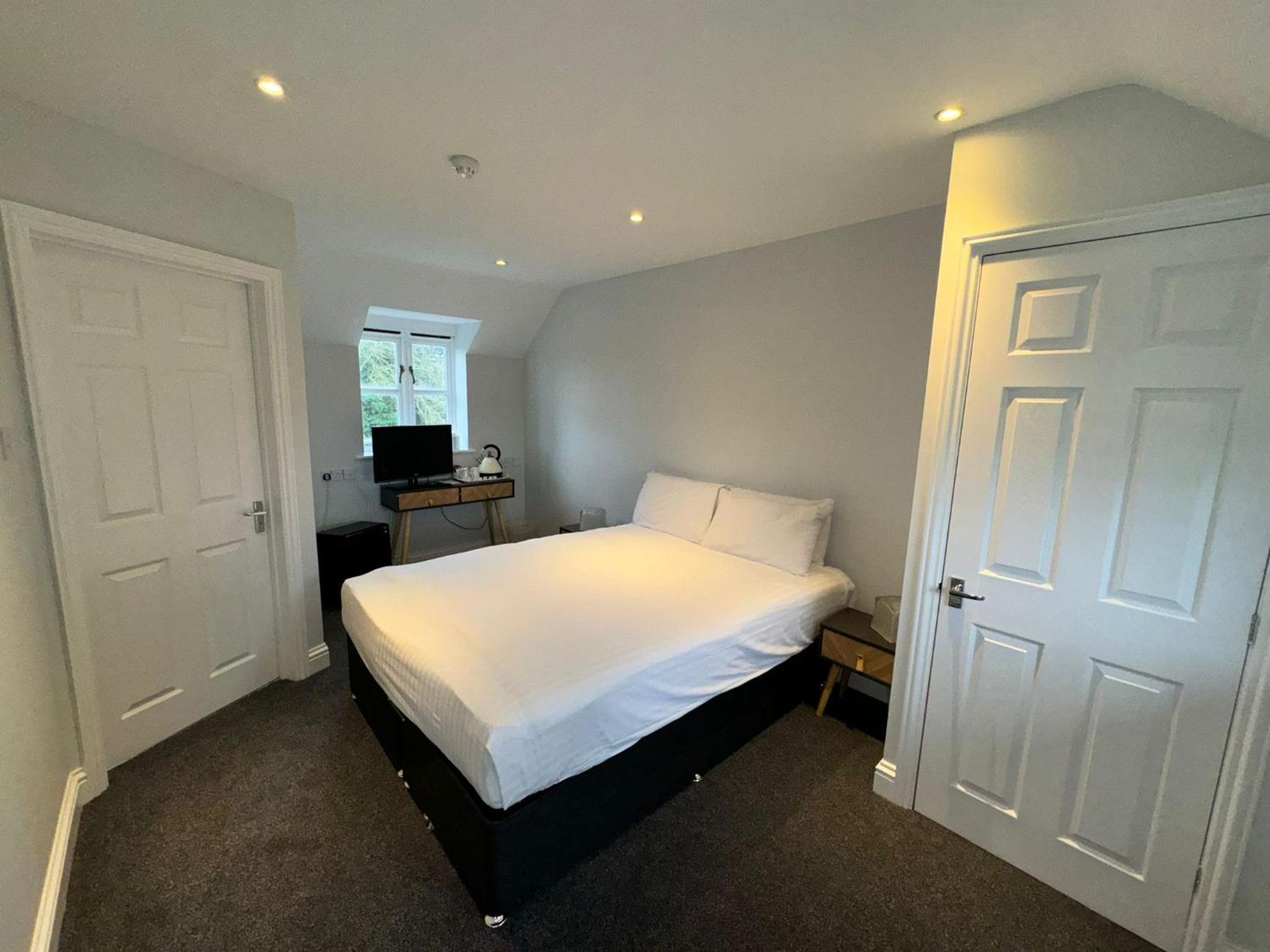 Superior King Room - Photo 2
