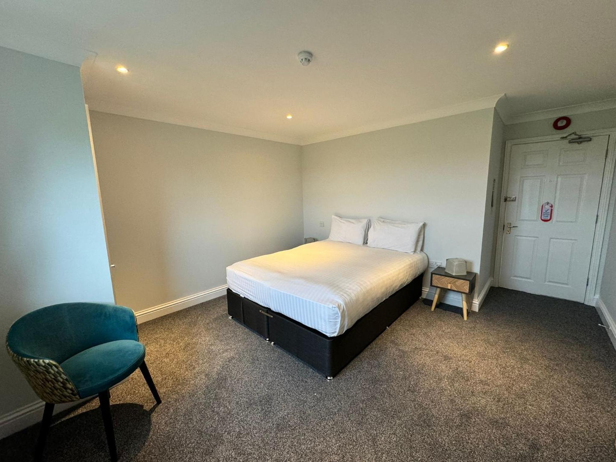 Superior King Room - Photo 4