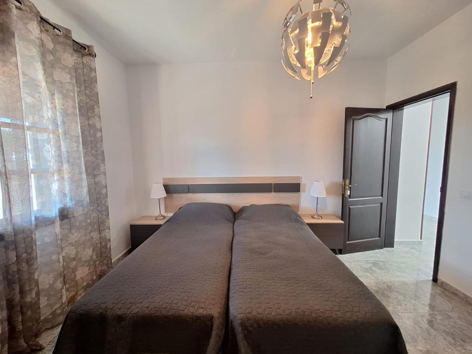 Villa de Tres Habitaciones
