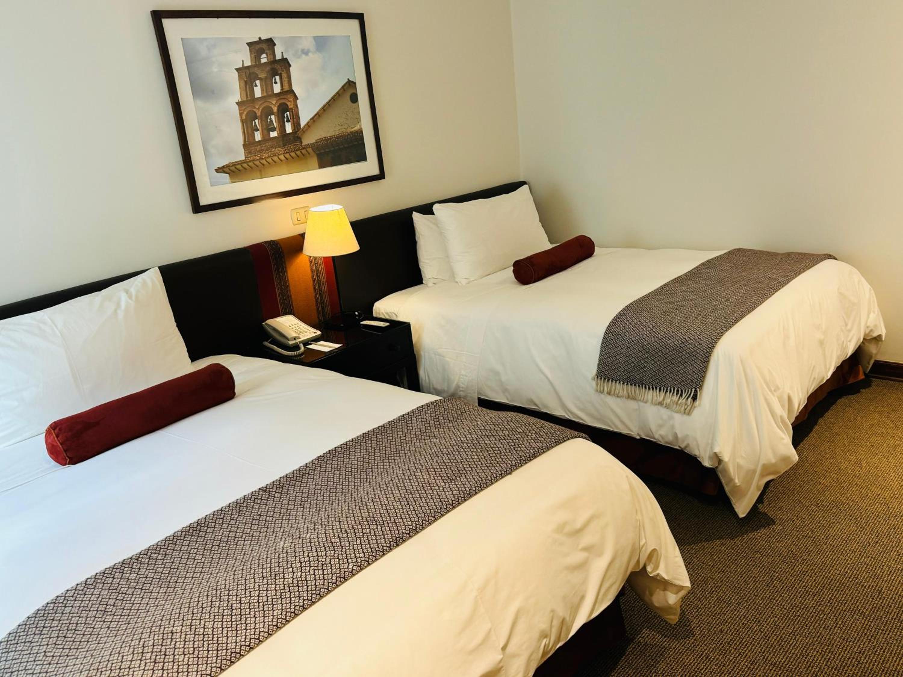 Superior Double Room with Two Double Beds - Photo 4