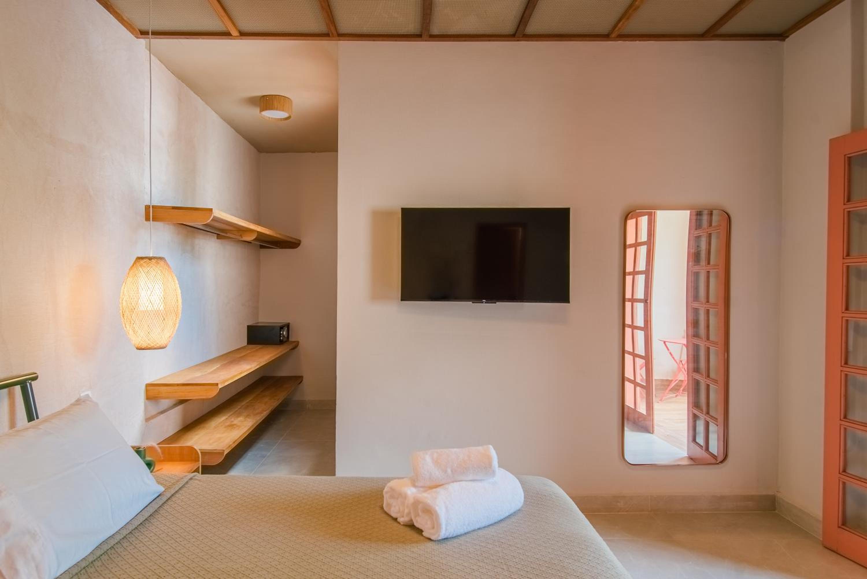 King Suite with Spa Bath photo 3