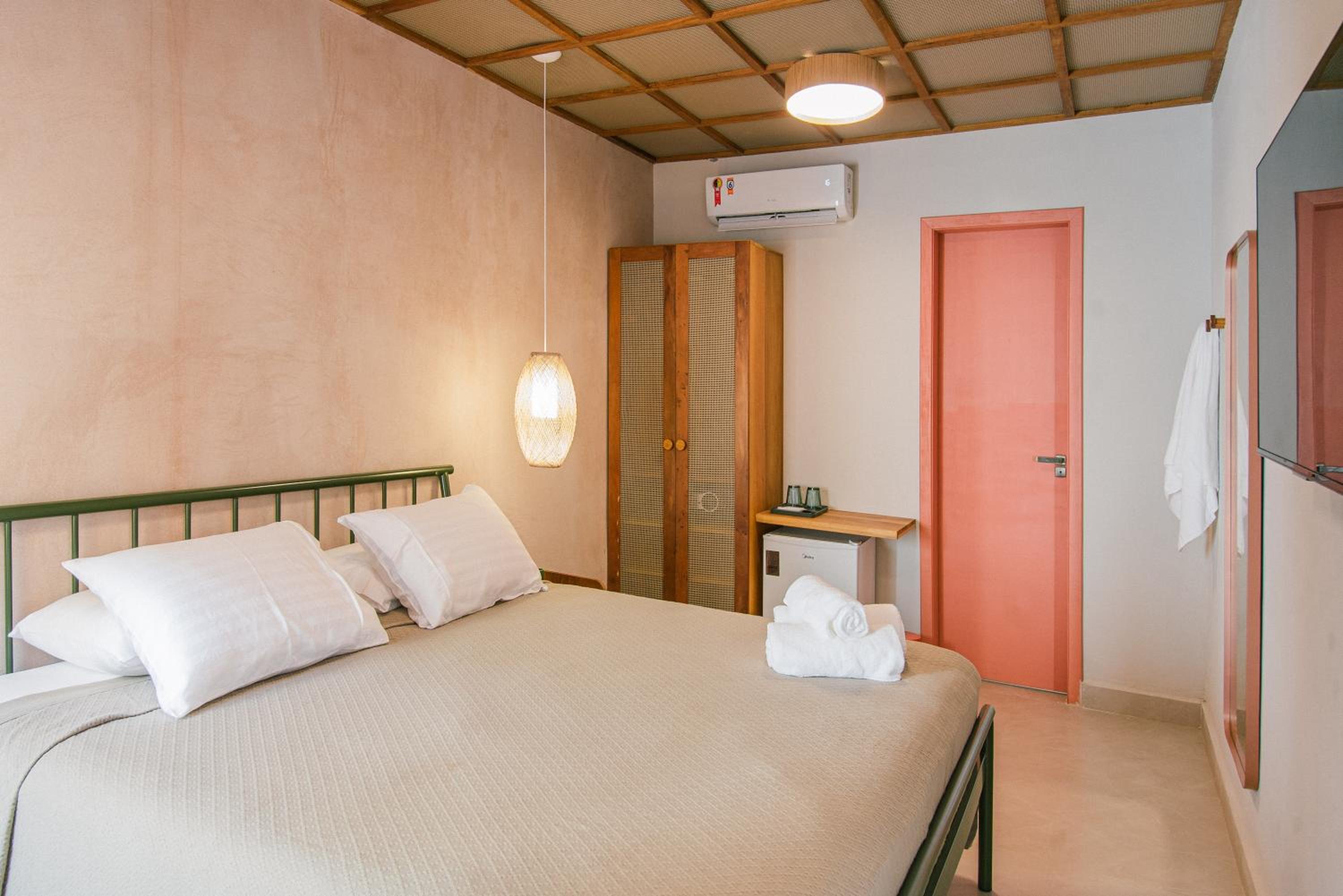 Deluxe Suite with Spa Bath photo 2