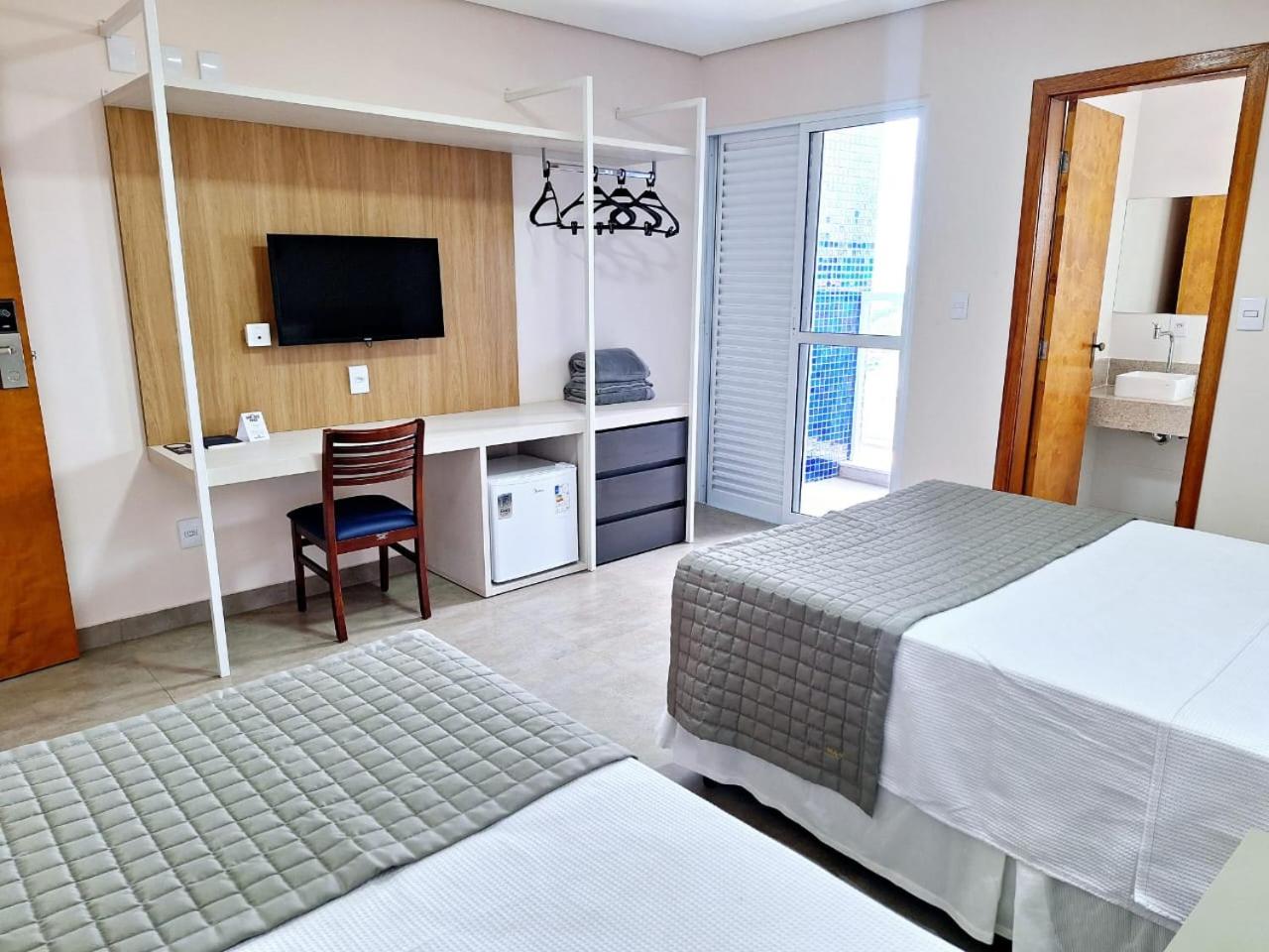 Triple Room With City View photo 2