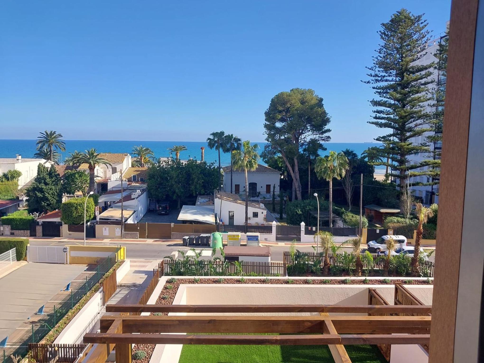 Habitación Doble con Balcón y Vista al Mar