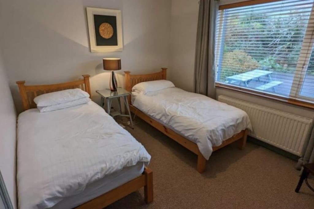 Four-Bedroom House photo 2
