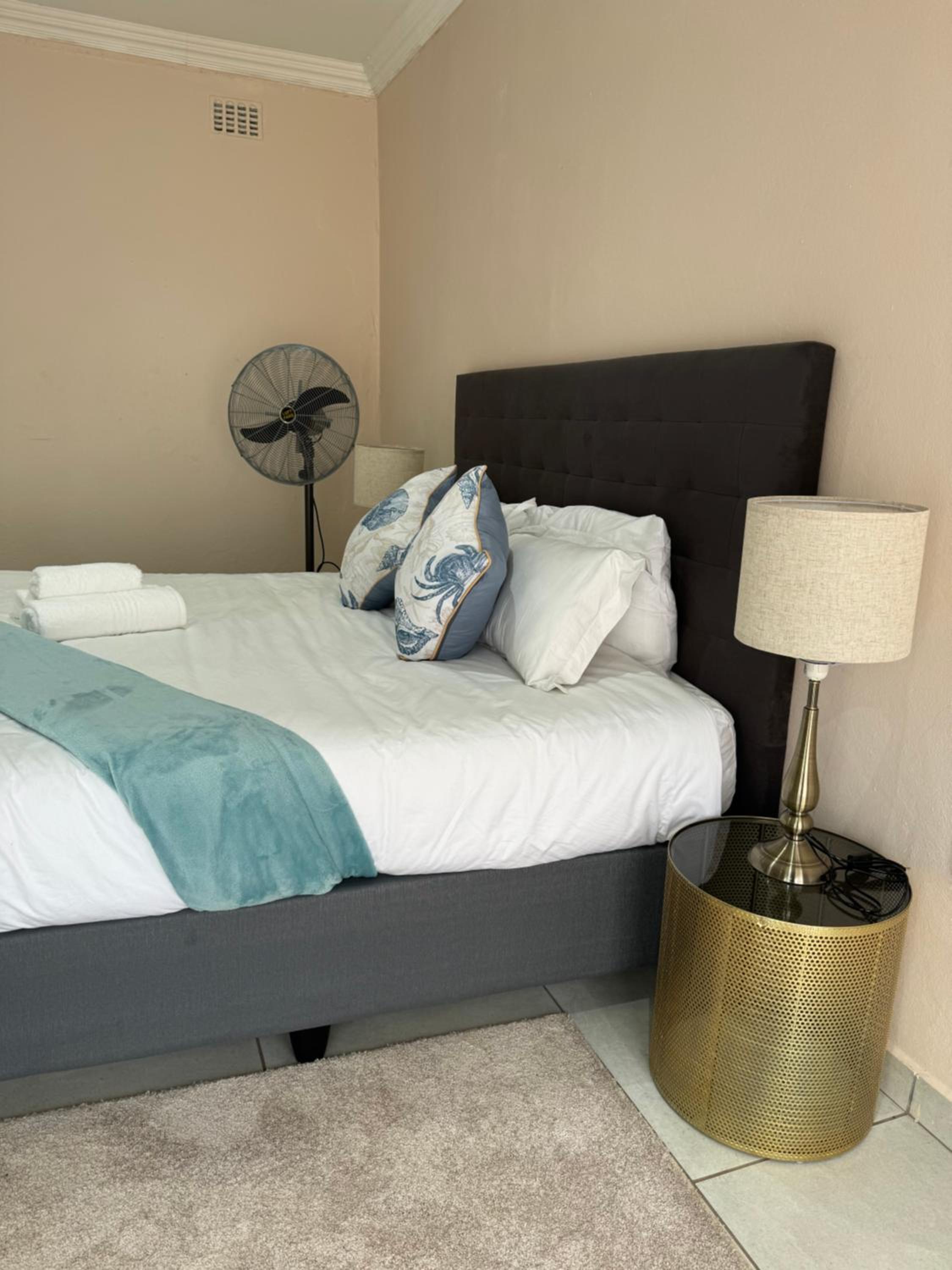 Deluxe Double or Twin Room photo 1