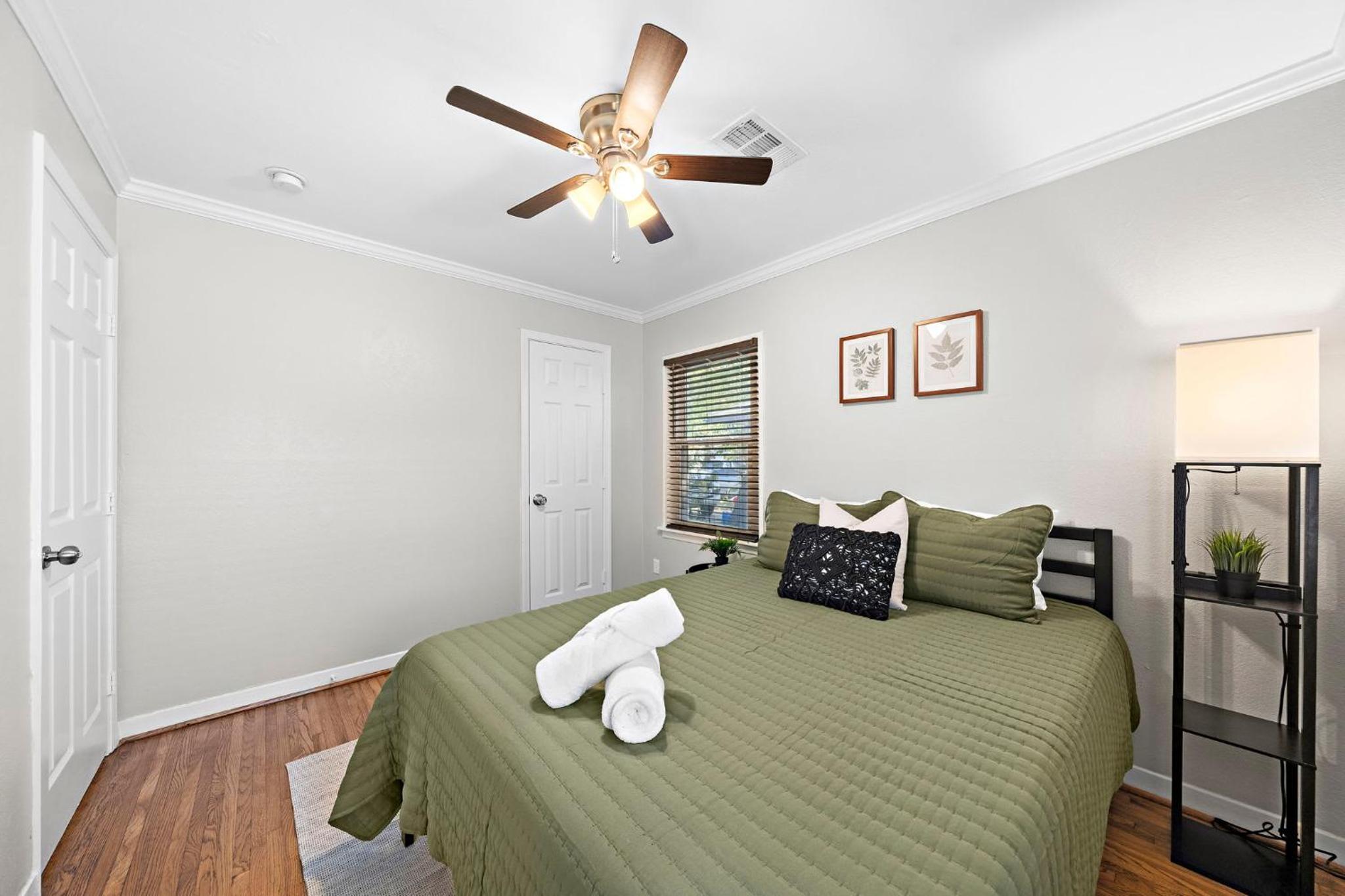 Apartment photo 2