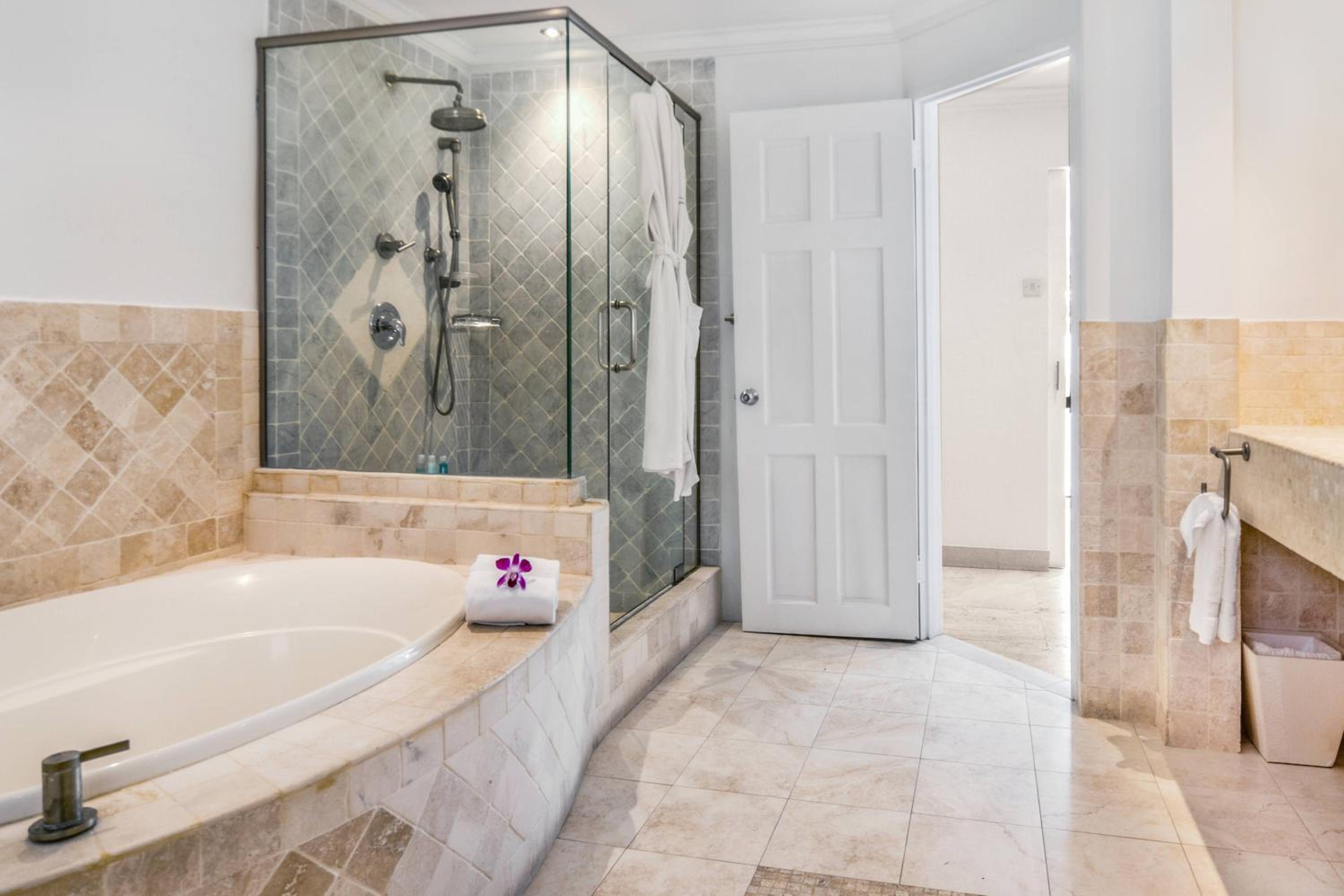 Luxury Ocean View,  Adults Only photo 2