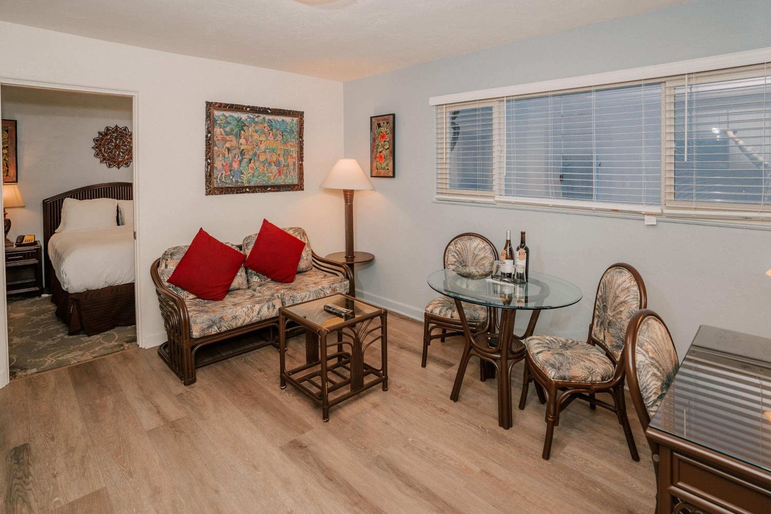Deluxe Suite