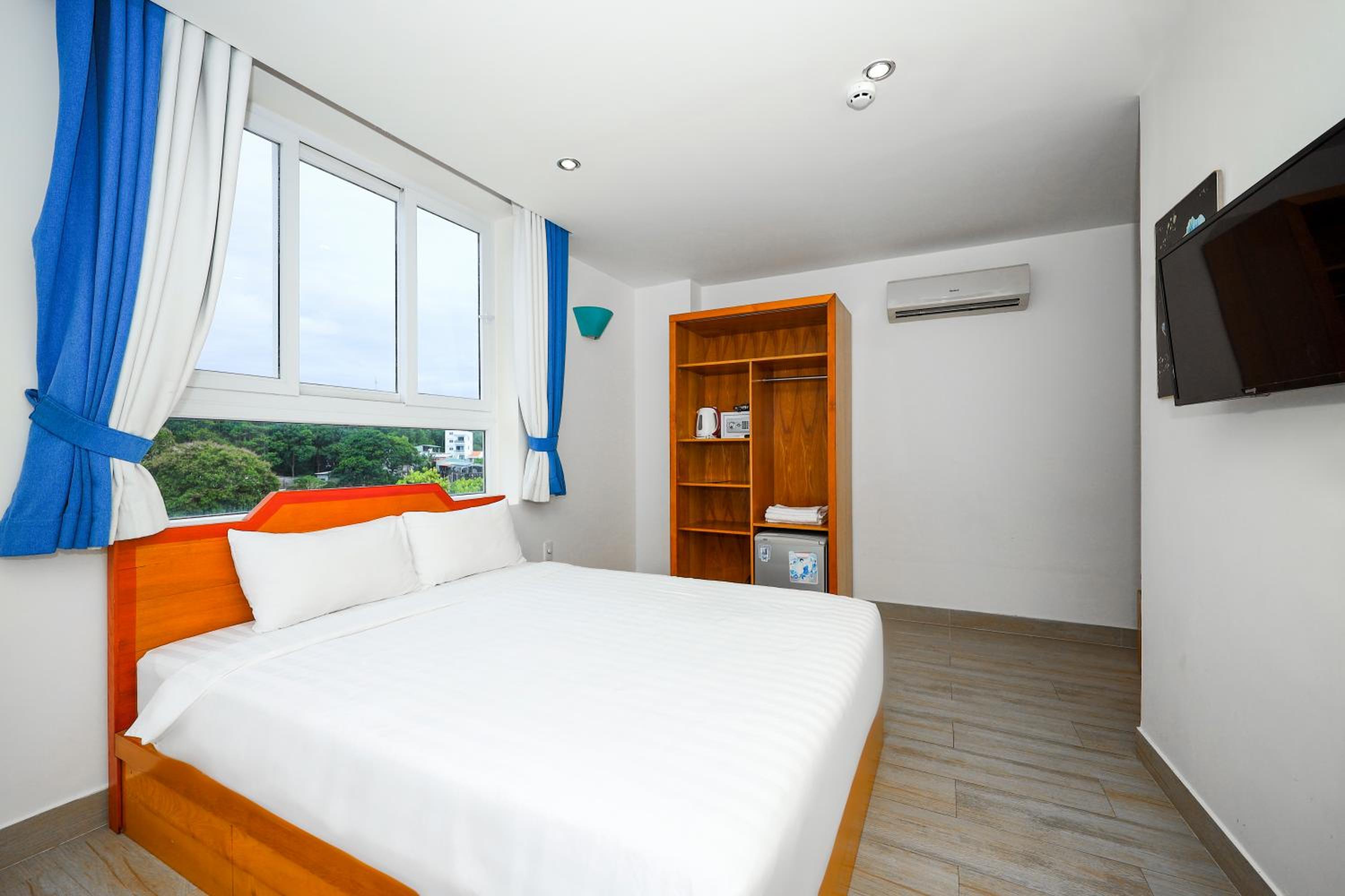 Double Room With Mountain View