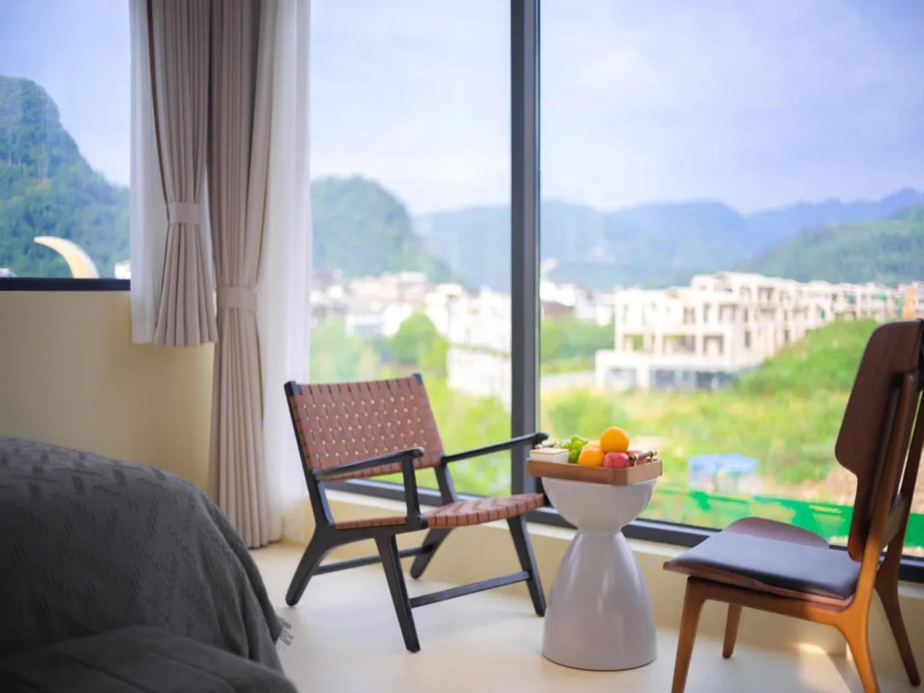 Superior Suite with Terrace photo 3