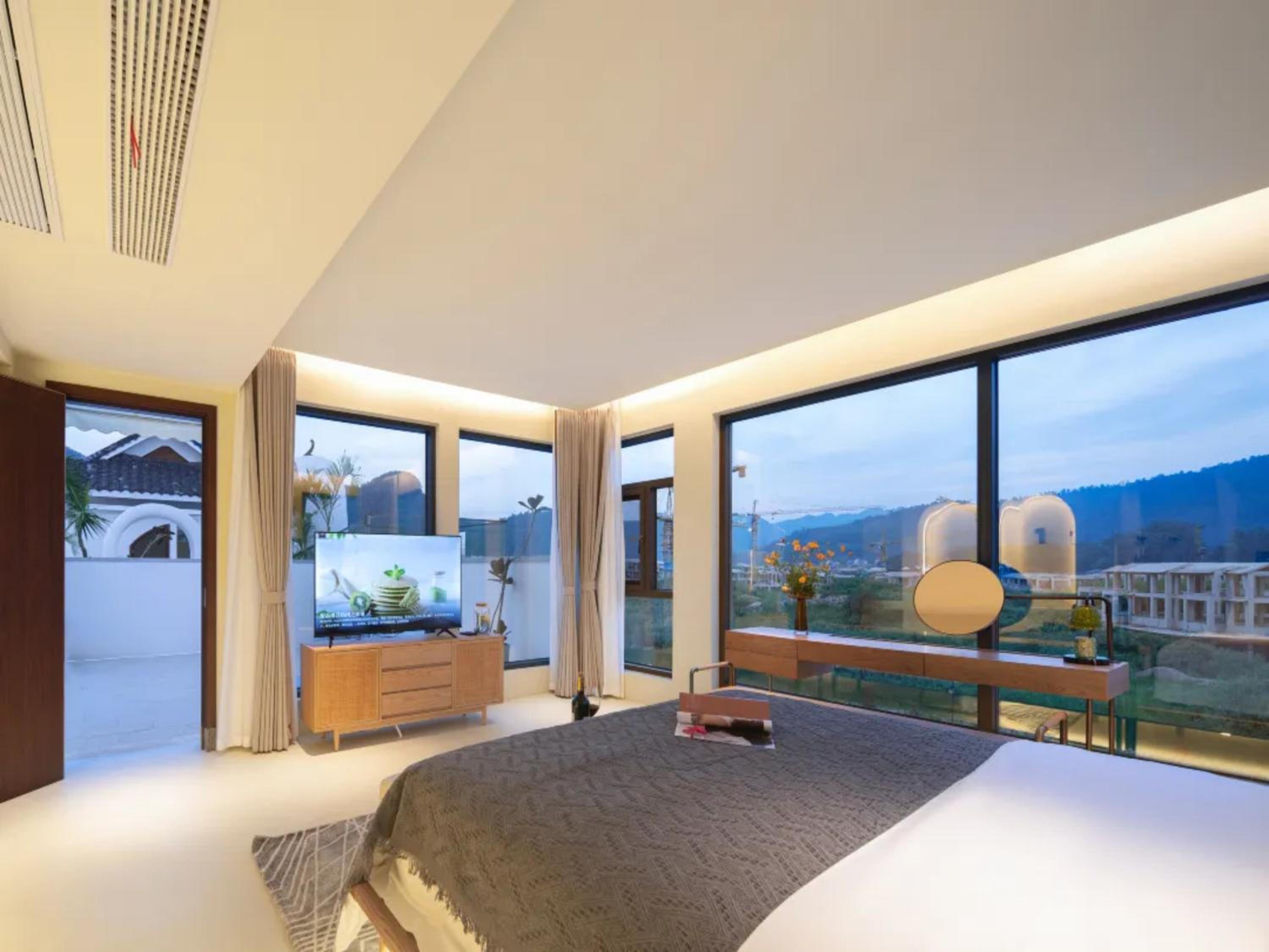 Superior Suite with Terrace photo 1