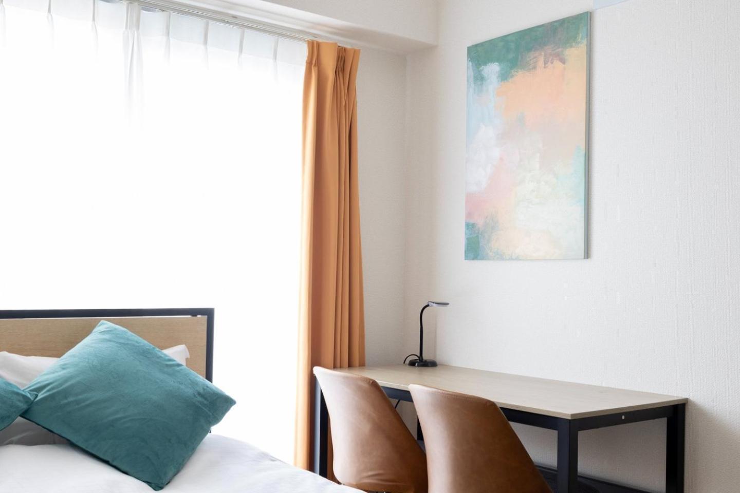 One-Bedroom Apartment photo 2