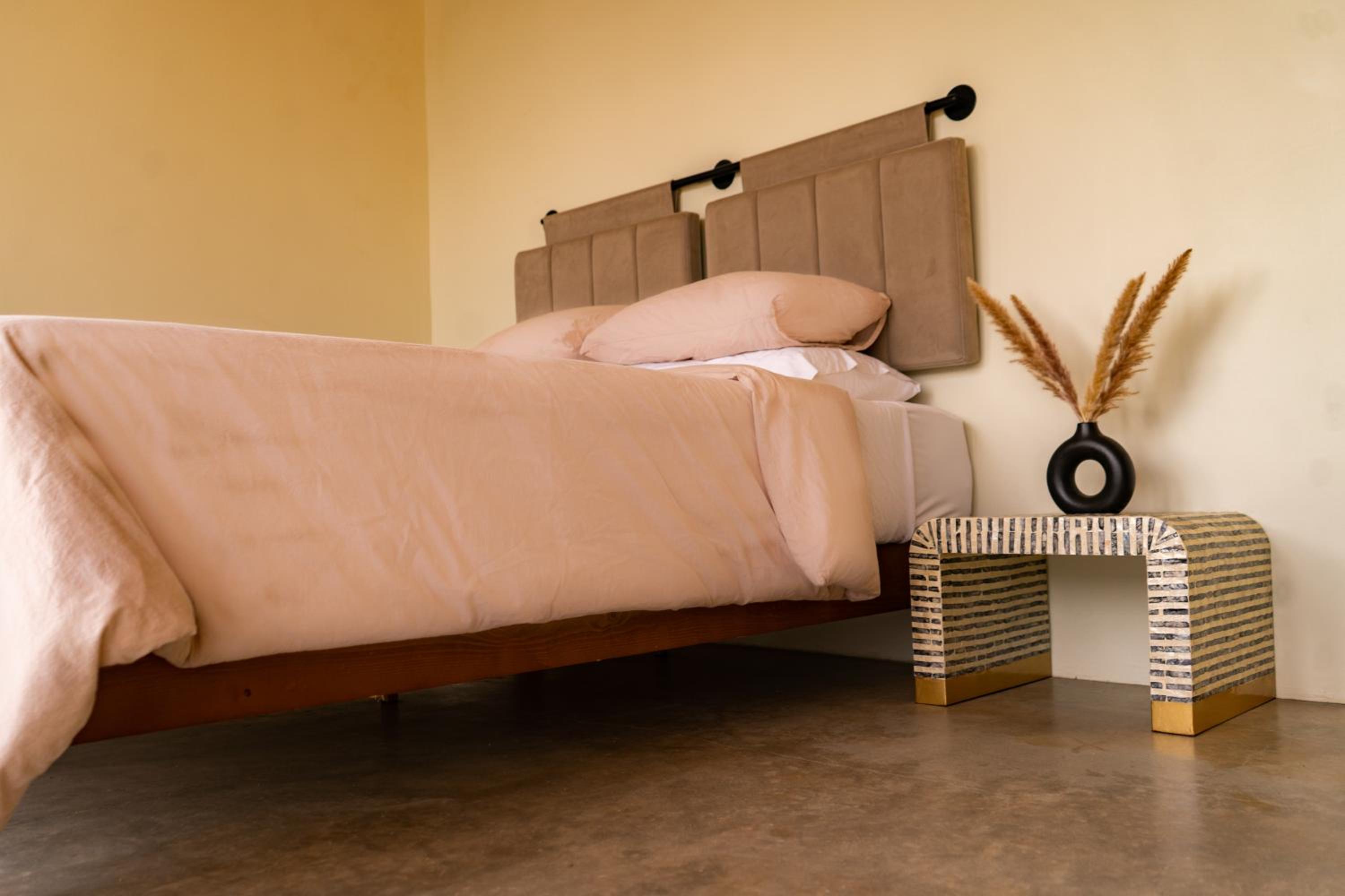 One-Bedroom Apartment - Photo 4