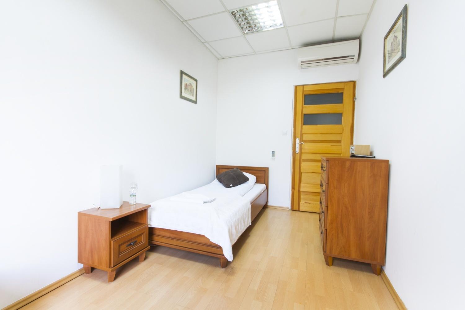 Single Room photo 2