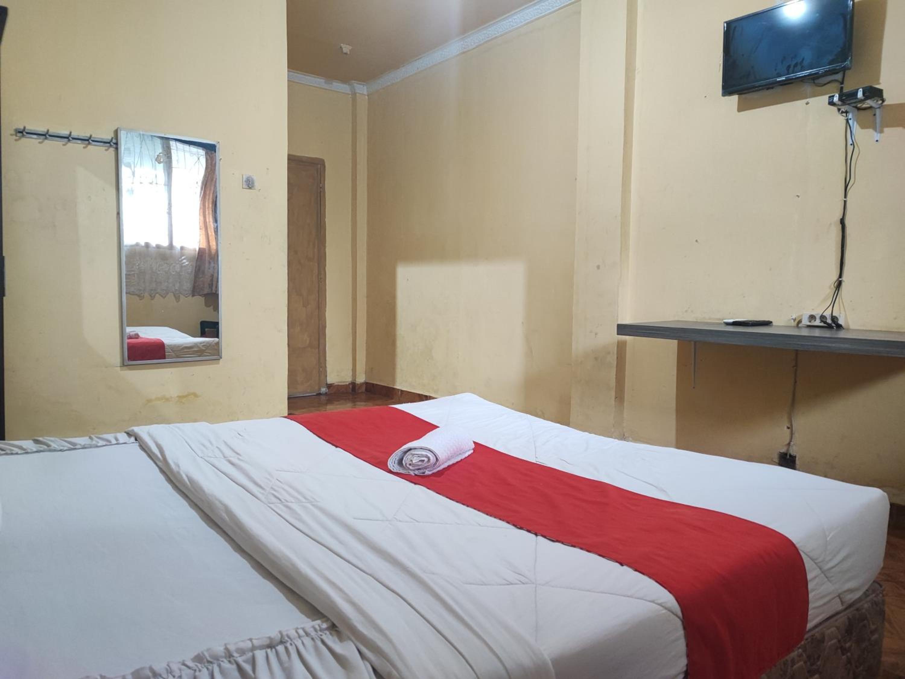 Standard Double Room - Photo 3