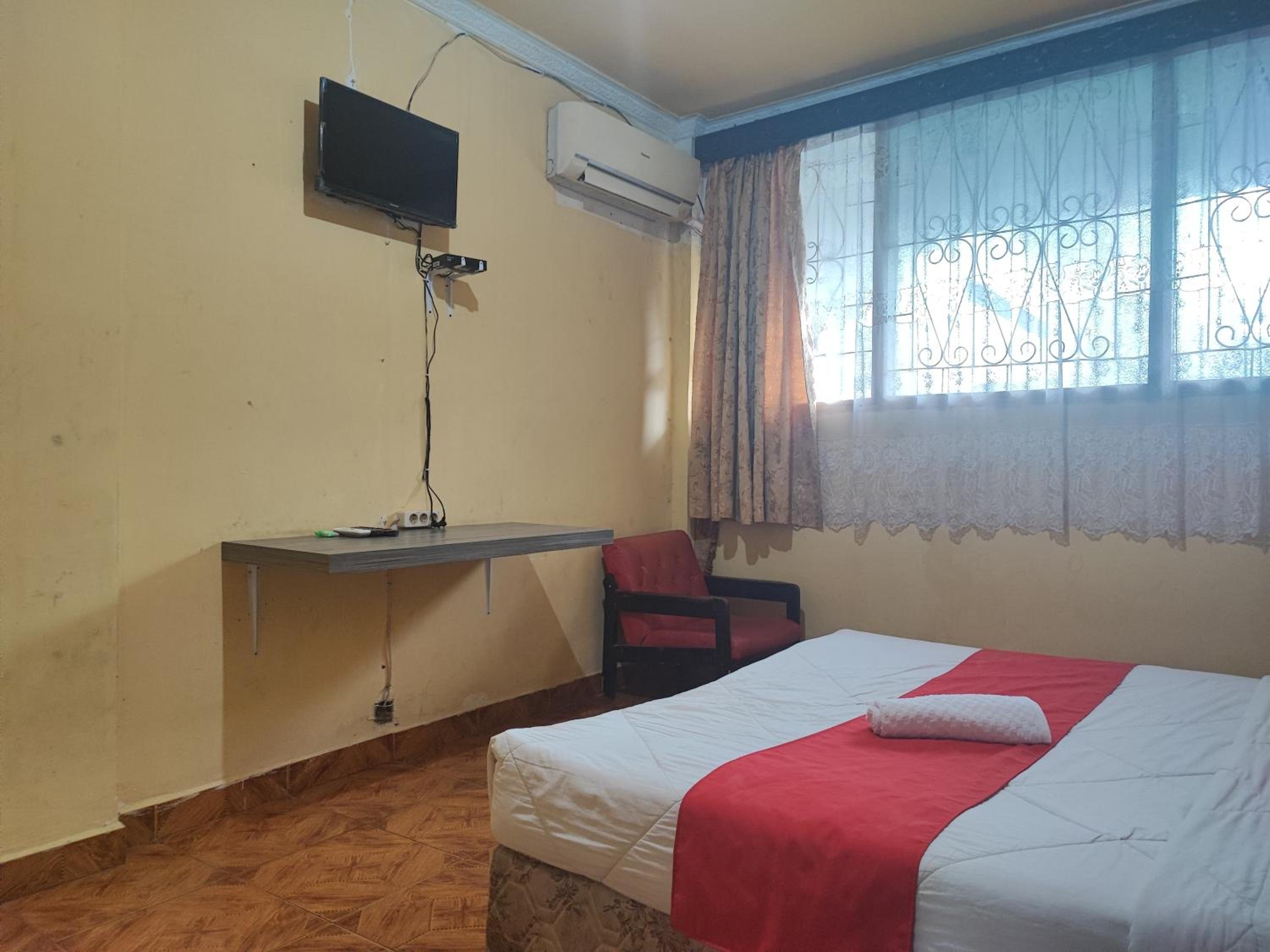 Standard Double Room - Photo 4