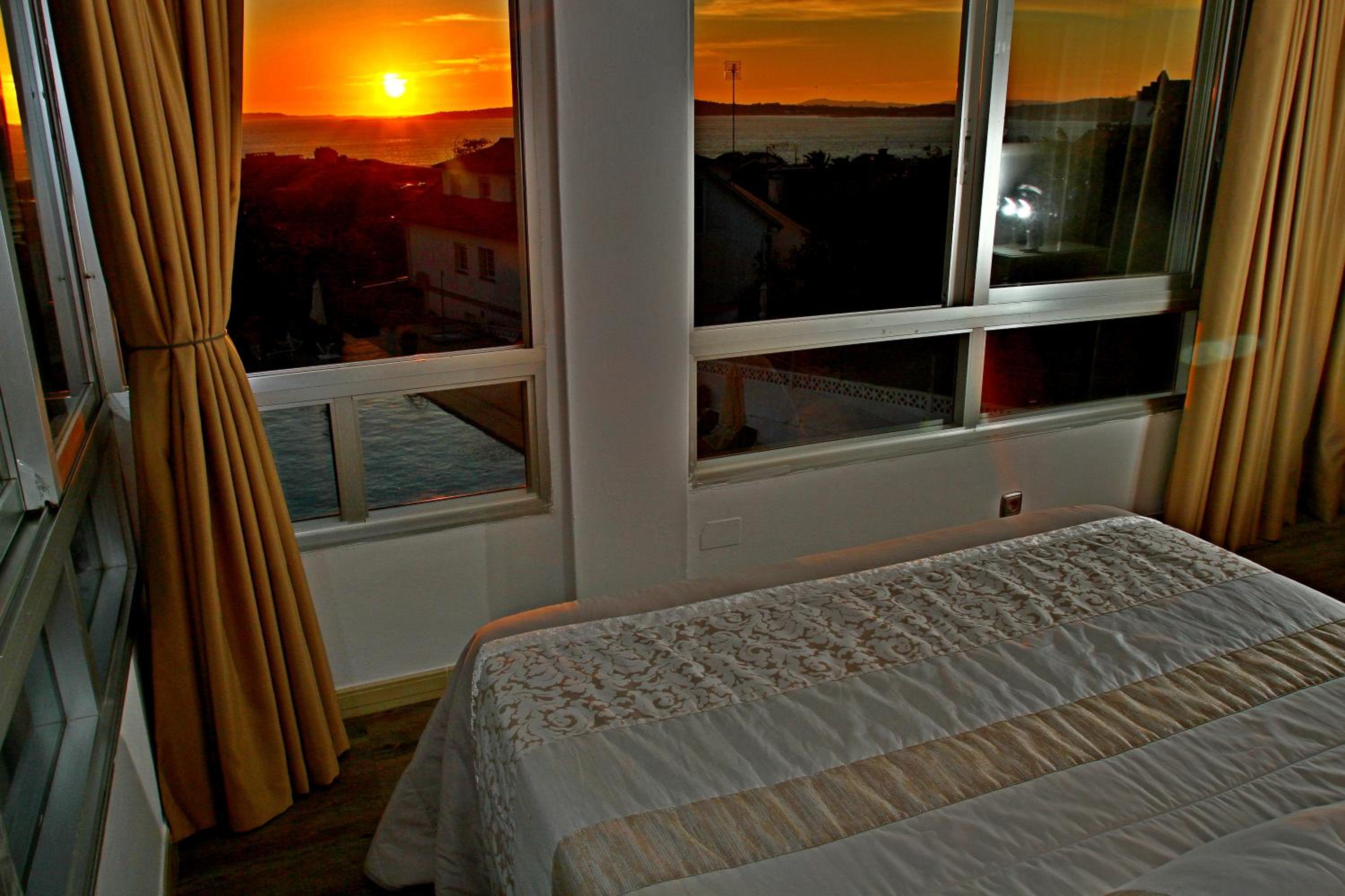 Double Room with Ocean View - Photo 4