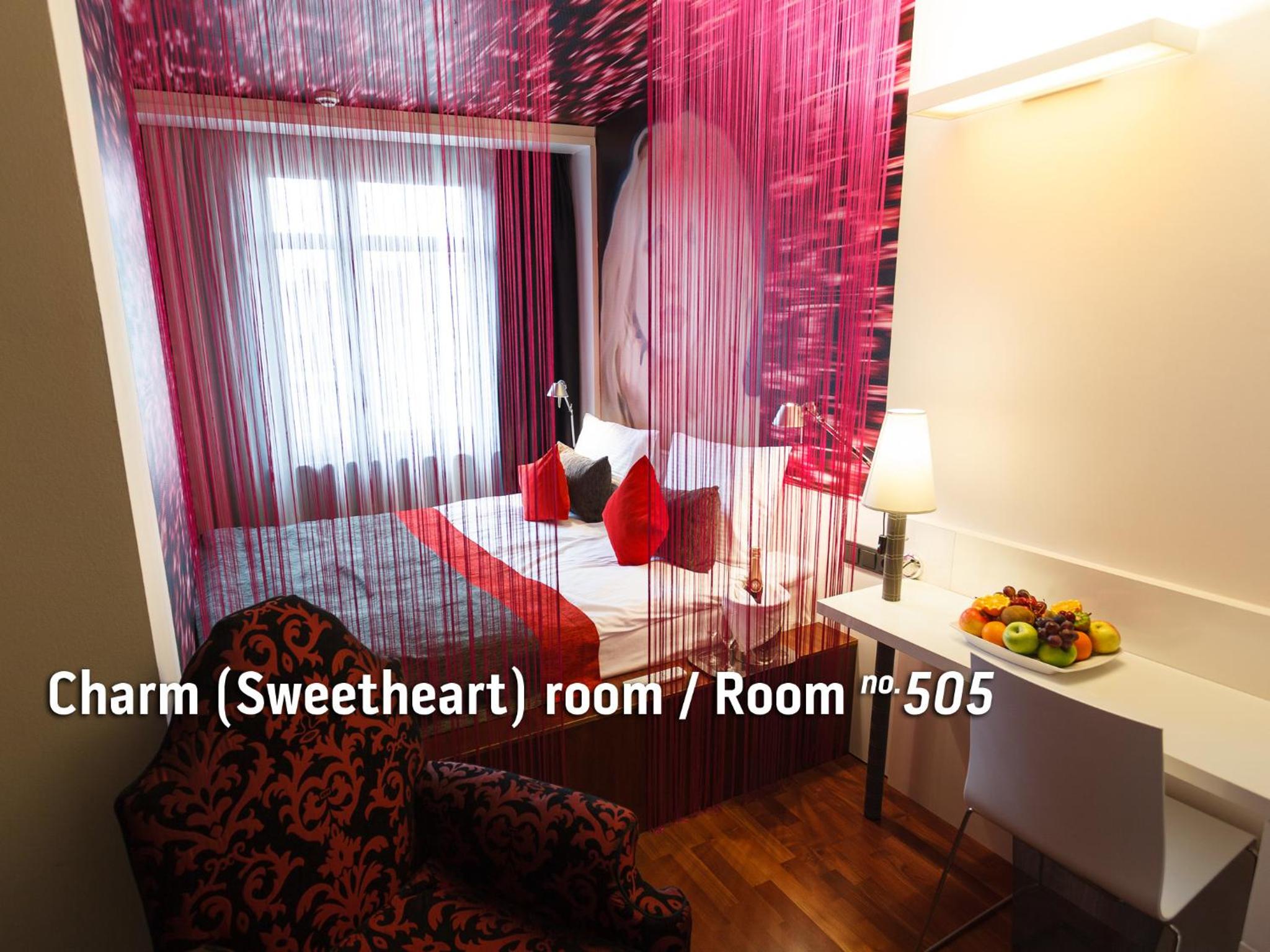 Charm Double Room - Photo 11