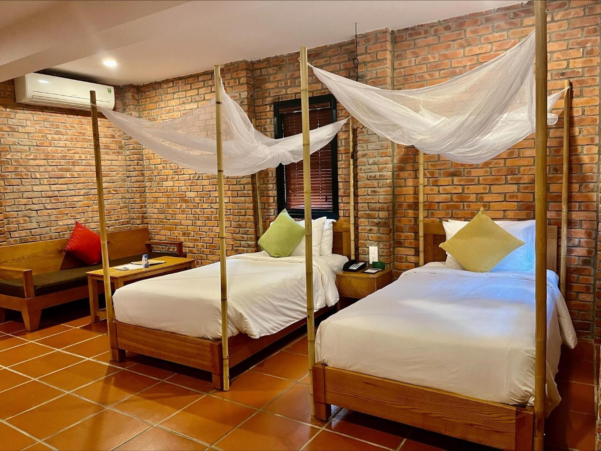 Grand Deluxe Twin Room with Garden View photo 2