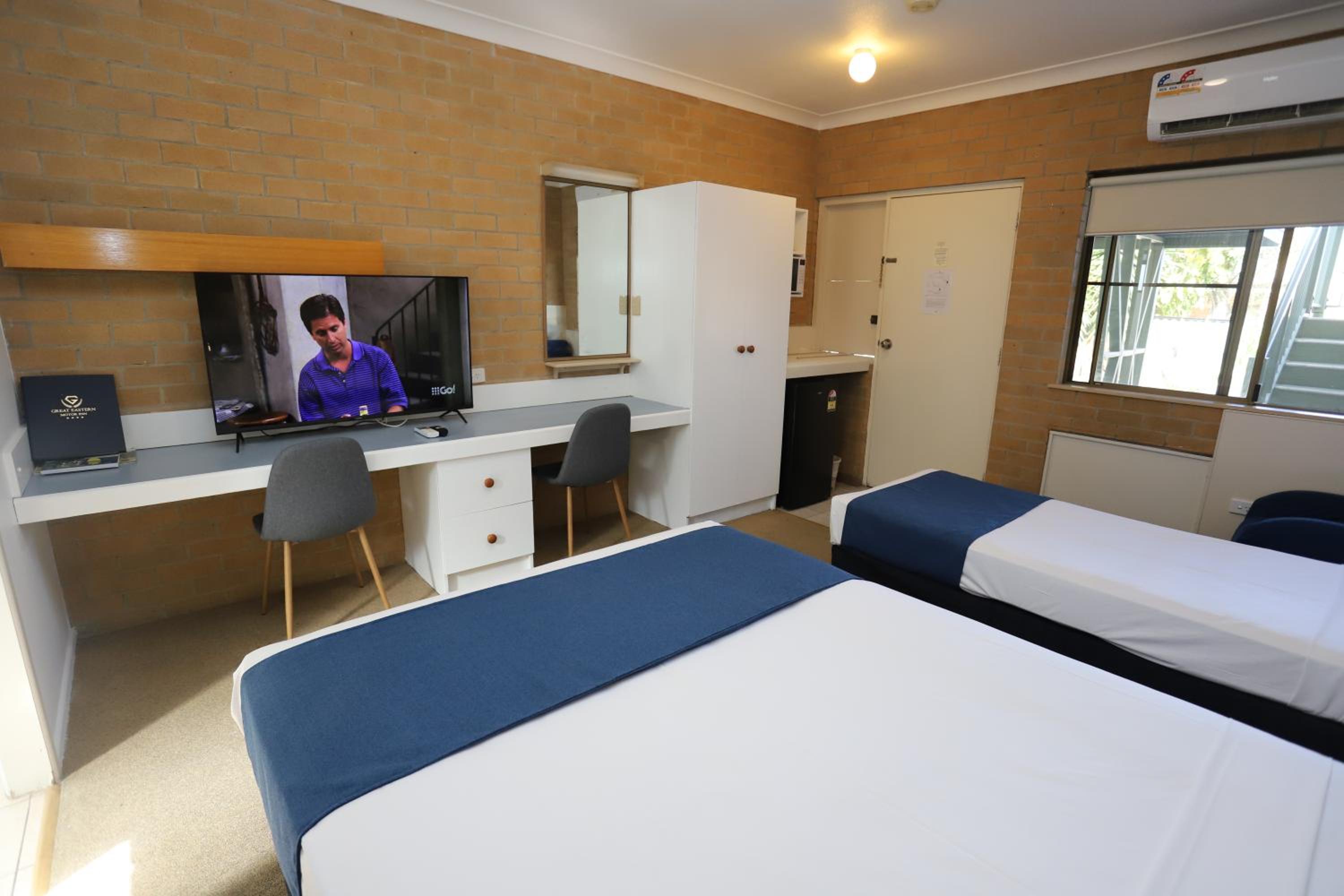 Twin Room (No Pets)