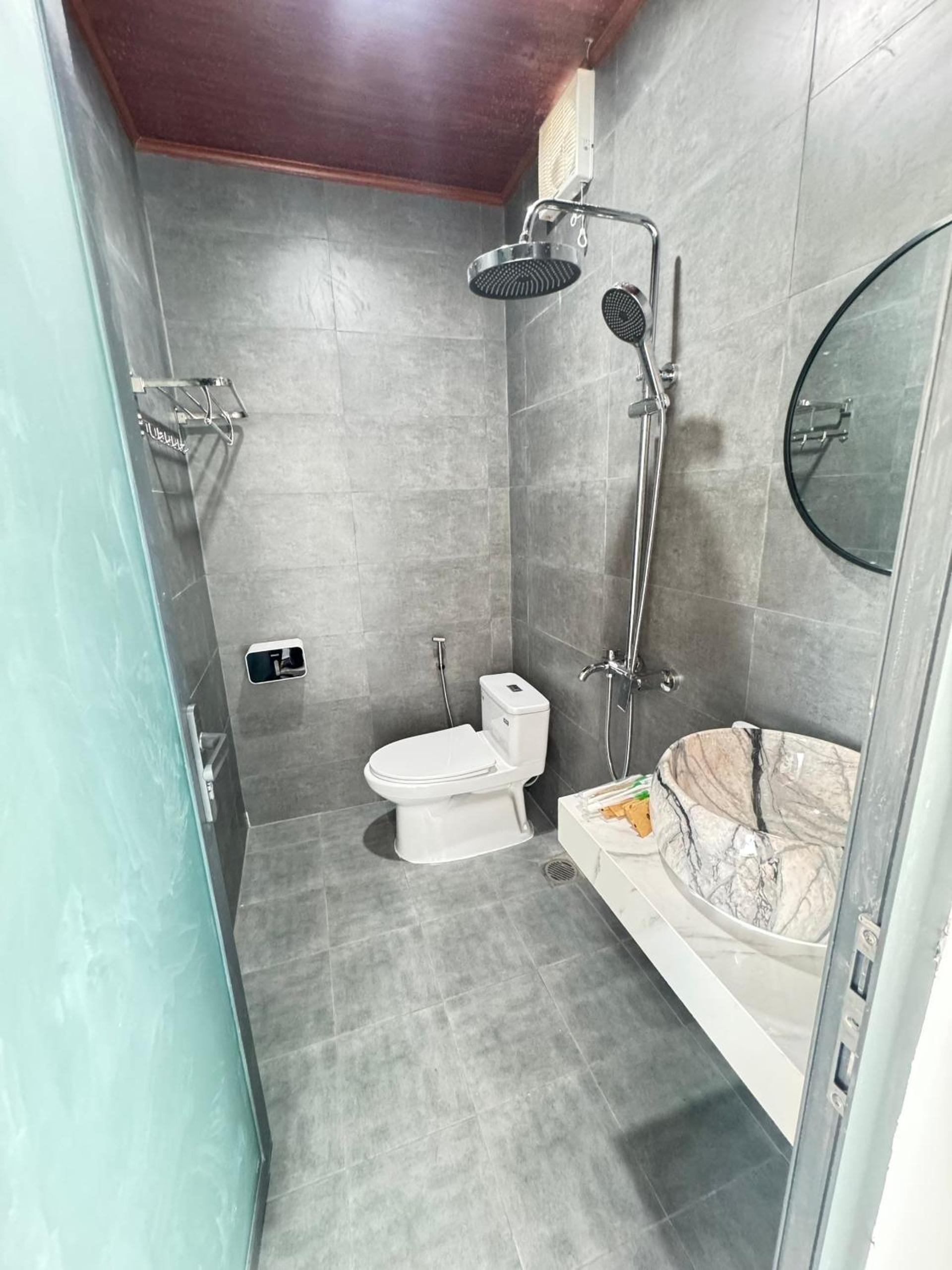 Double or Twin Room with Sea View photo 3