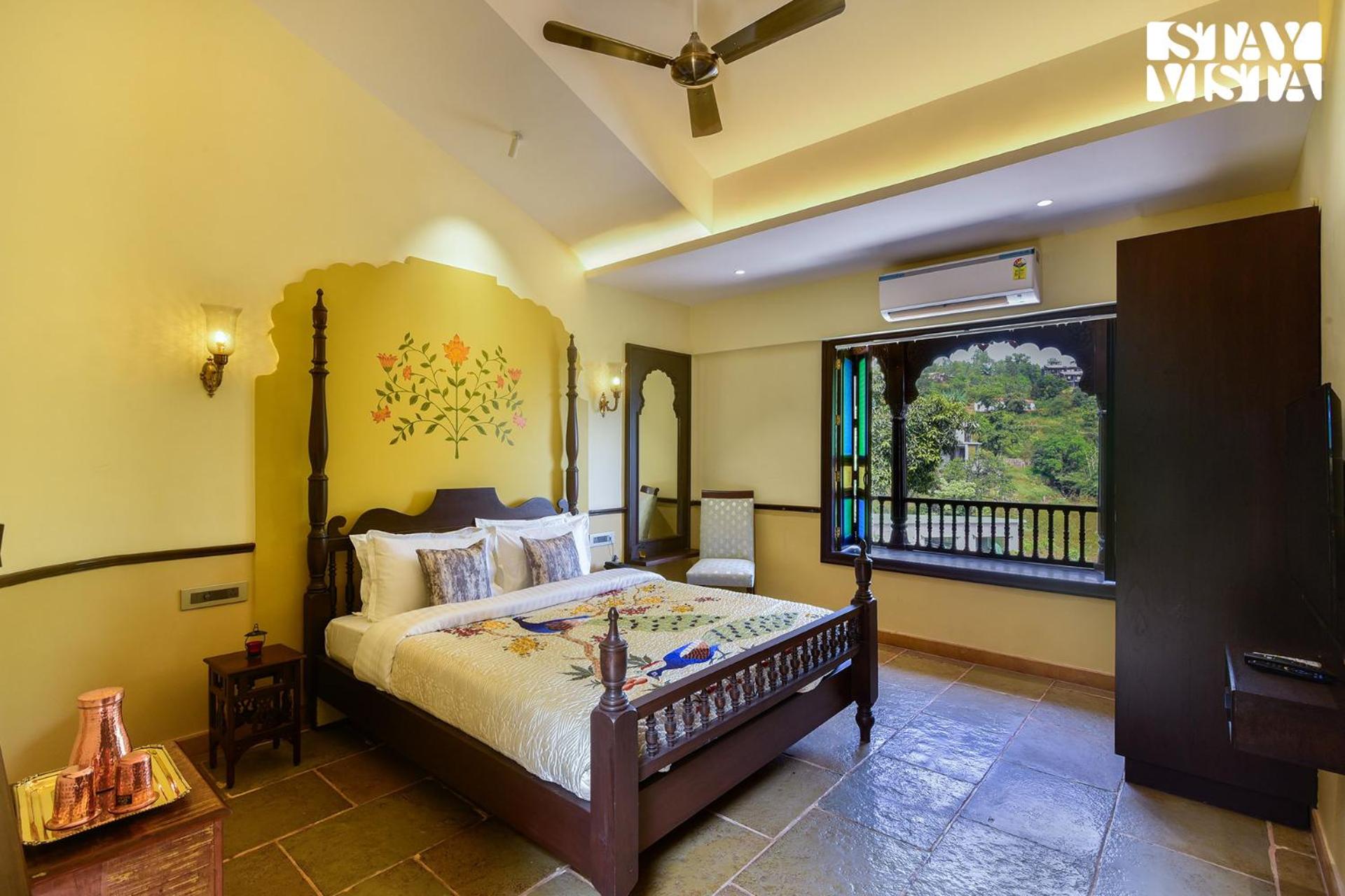 Villa photo 1