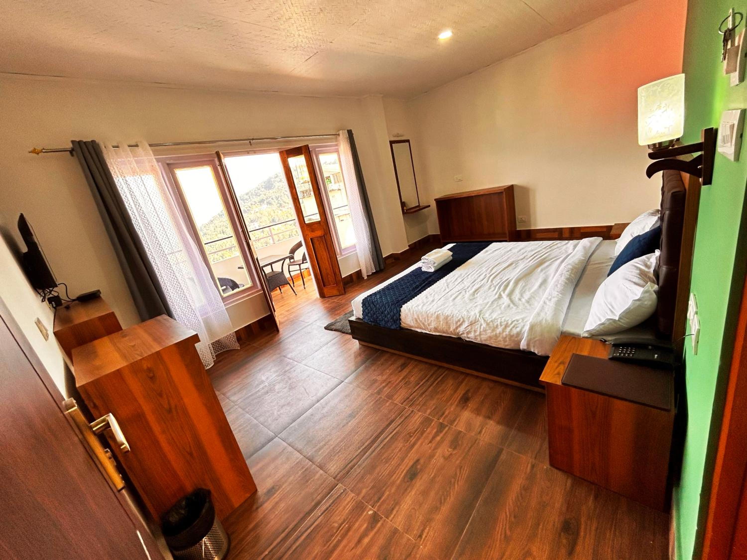 Suite with Balcony