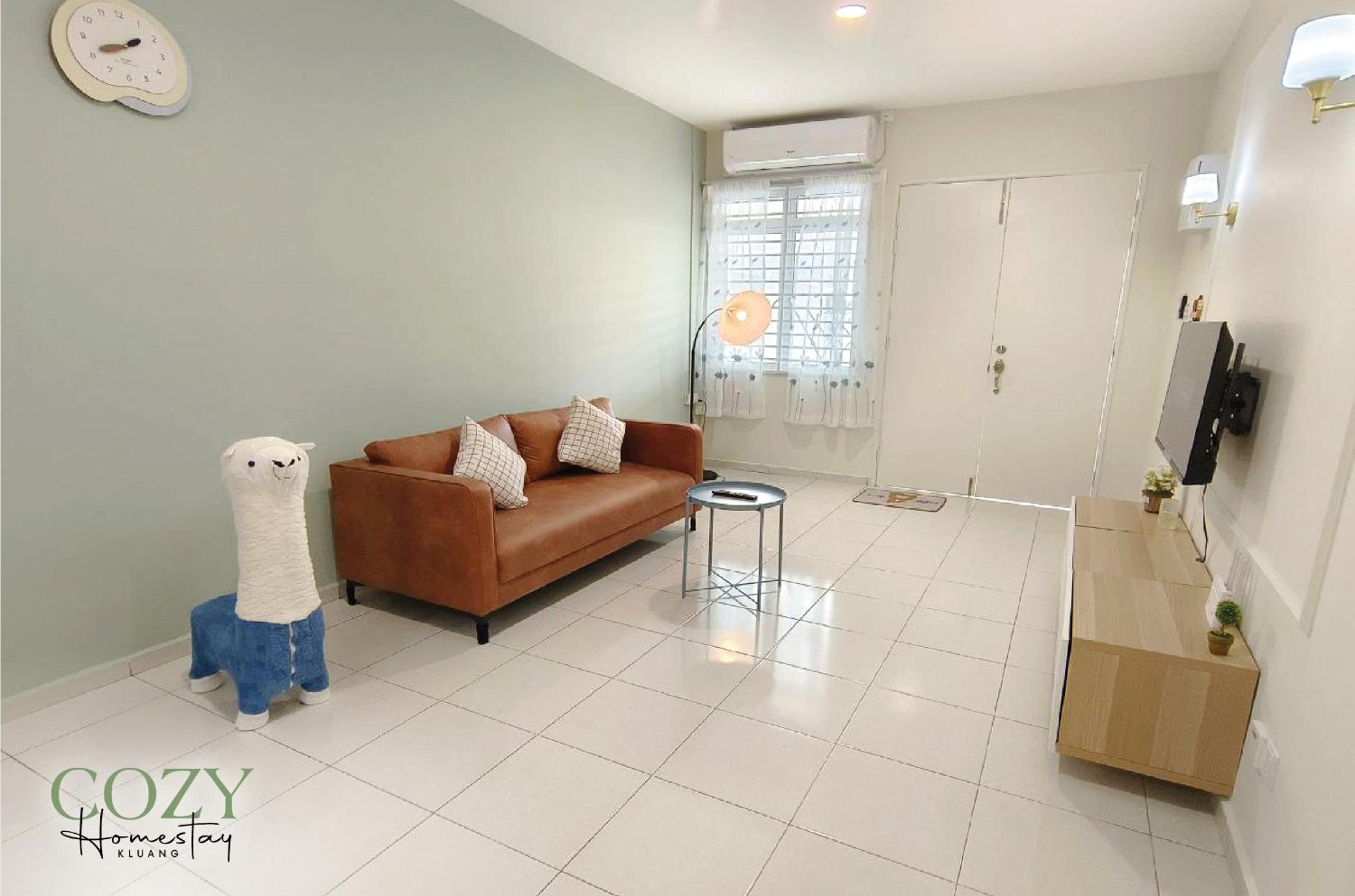Three-Bedroom House photo 1