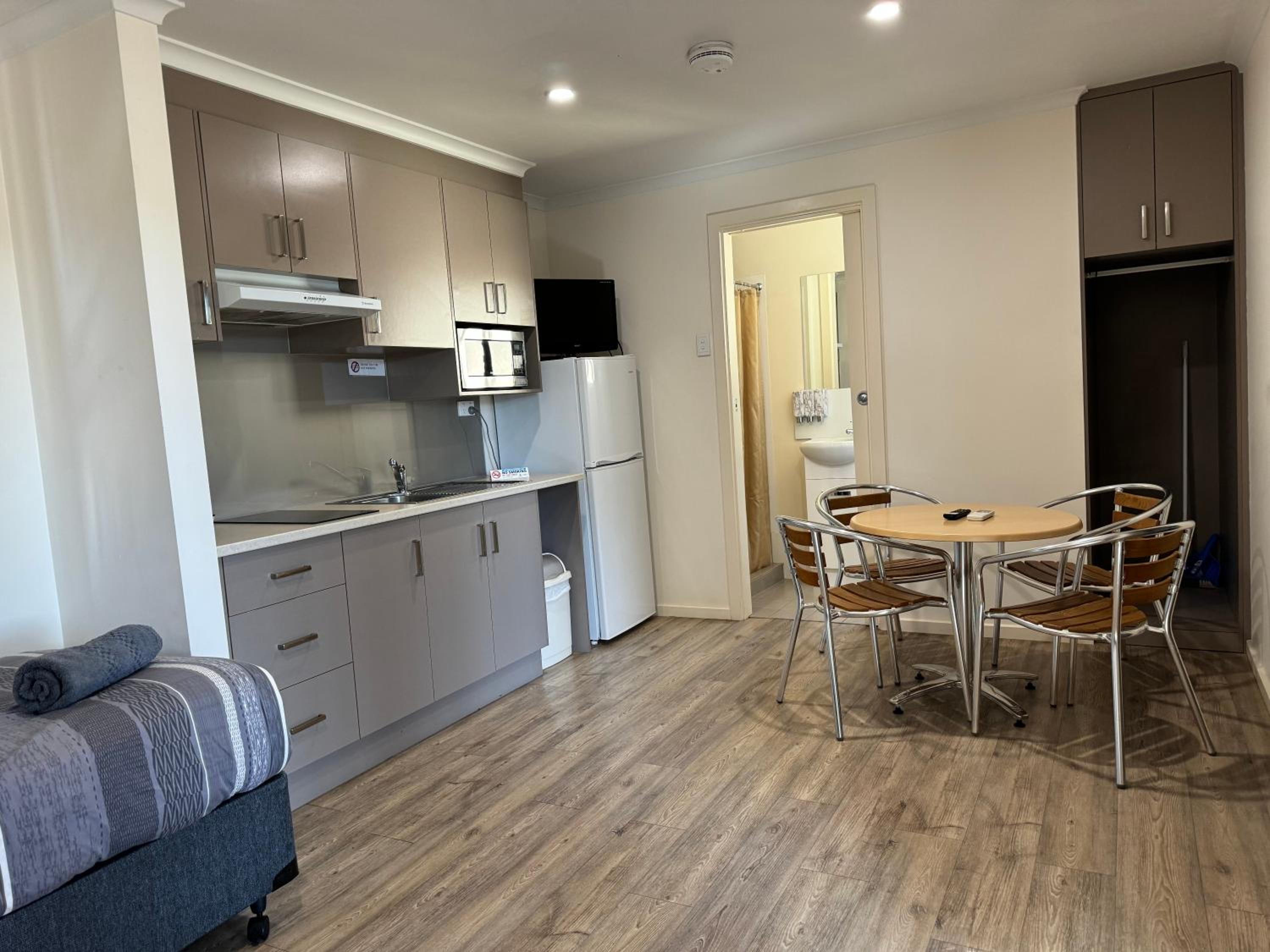 Triple Room - Photo 9
