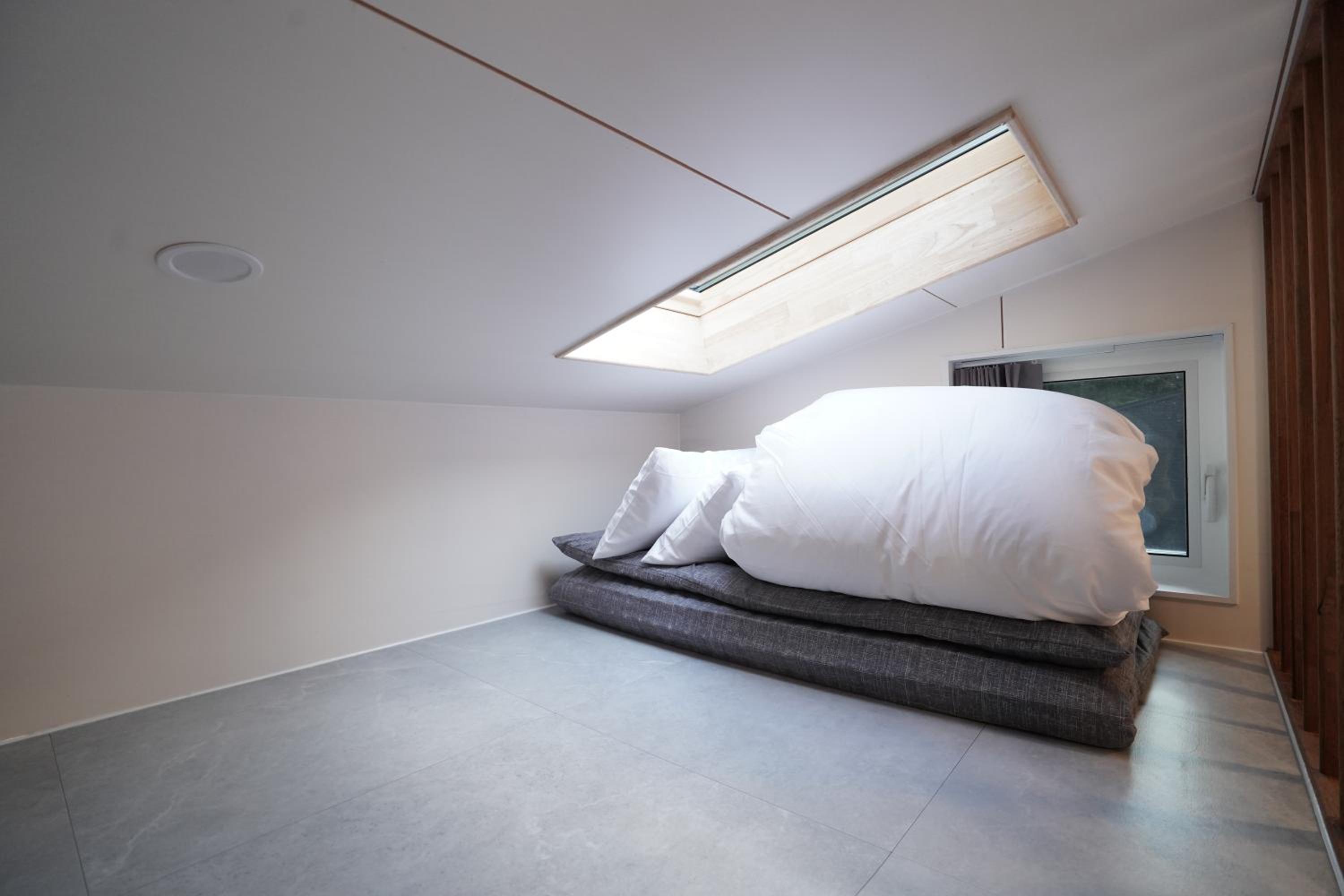 Duplex Caravan B photo 2