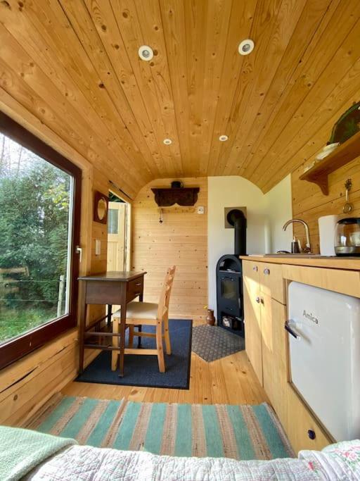 One-Bedroom House photo 2