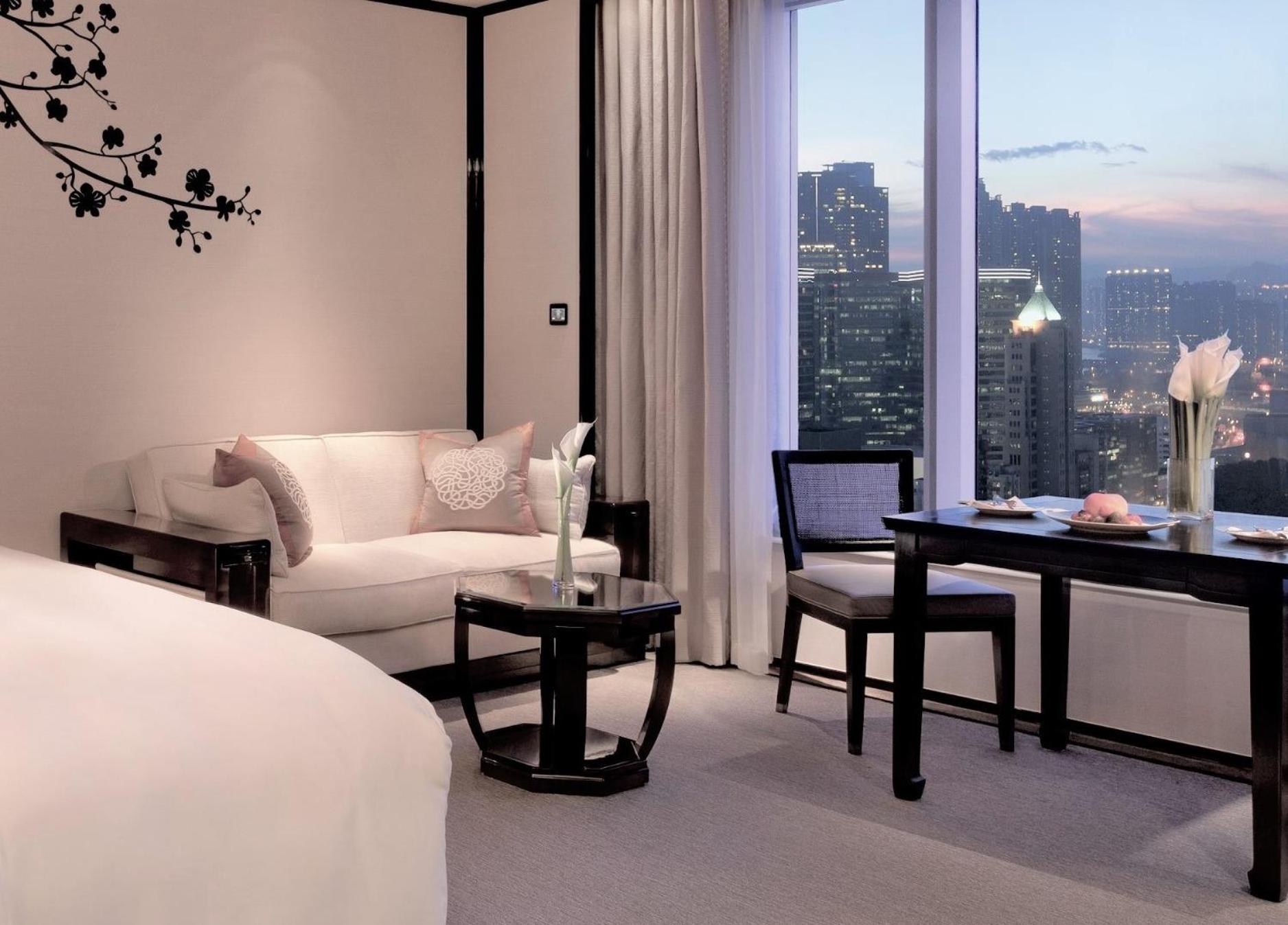 Grand Deluxe Twin Room