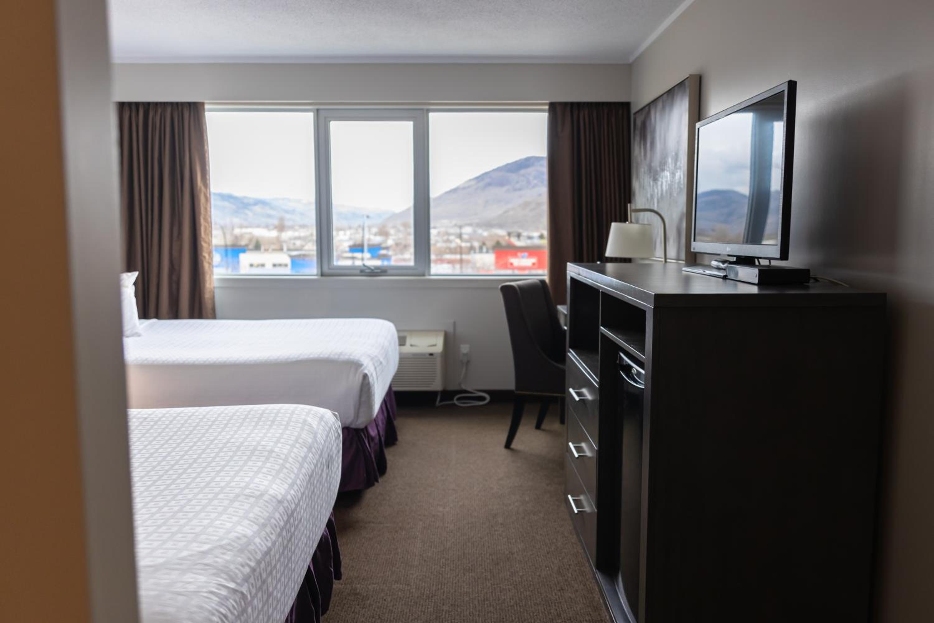 Deluxe Queen Room with Two Queen Beds - Photo 2