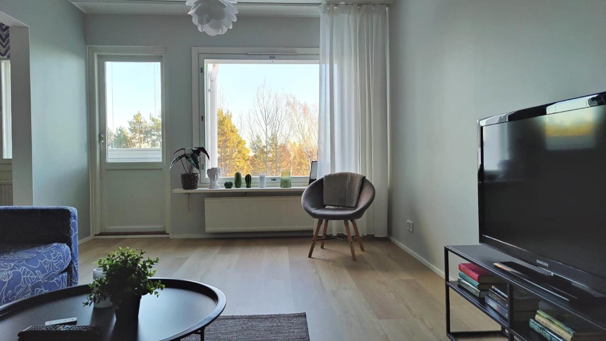 One-Bedroom Apartment photo 3