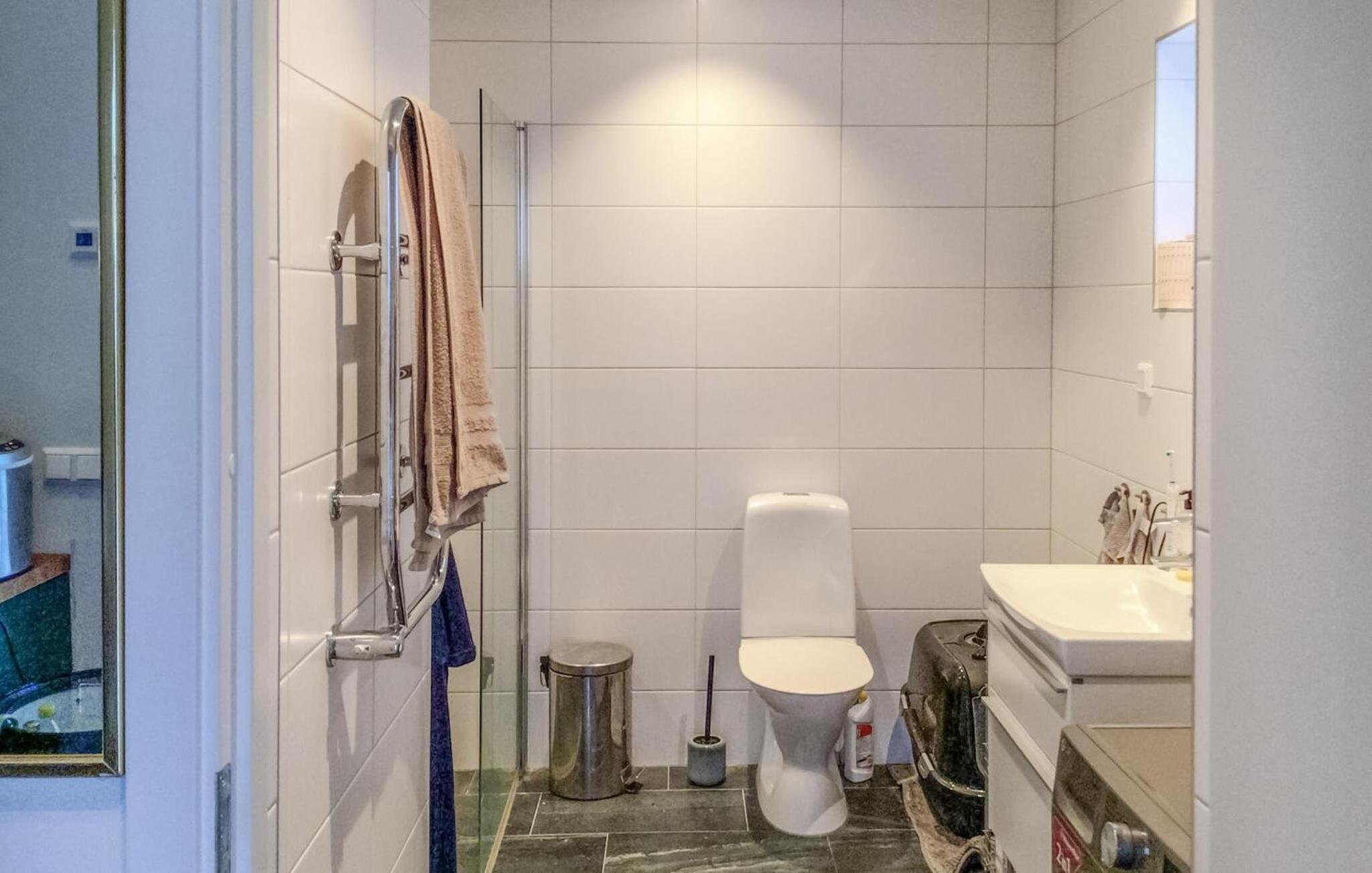 Two-Bedroom Holiday Home photo 3