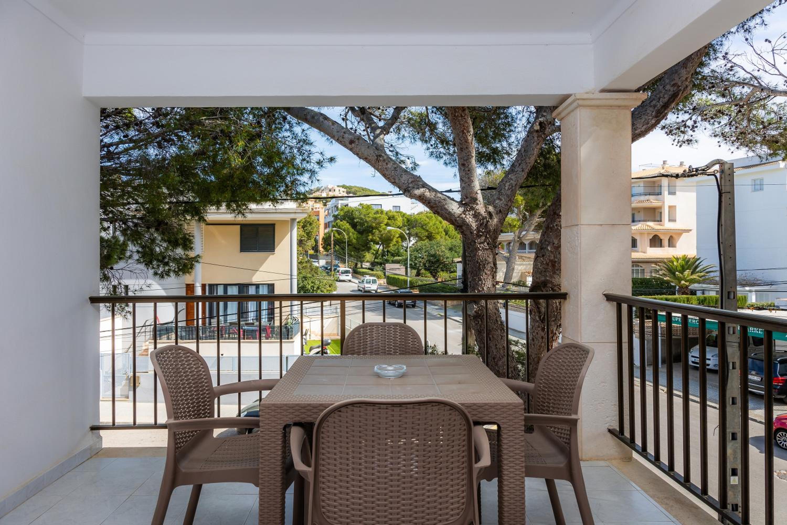 Superior One-Bedroom Apartment With Balcony photo 2